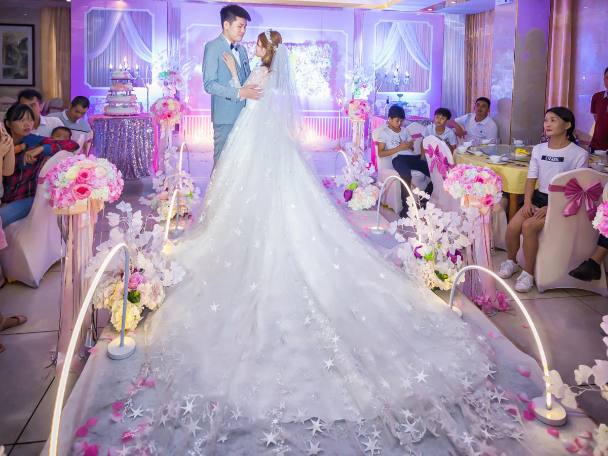 【满天星】长袖星星超长拖尾仪式主纱