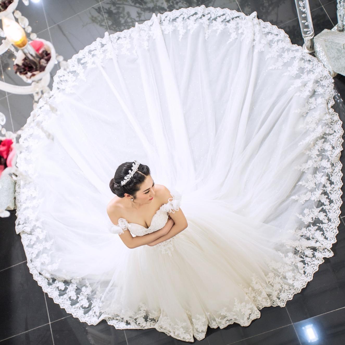 《悦颜》系列：精修50，底片全送，含放大摆台等