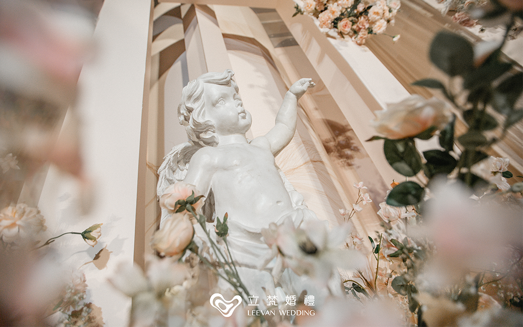 #立梵婚禮# 泰式简约弧度