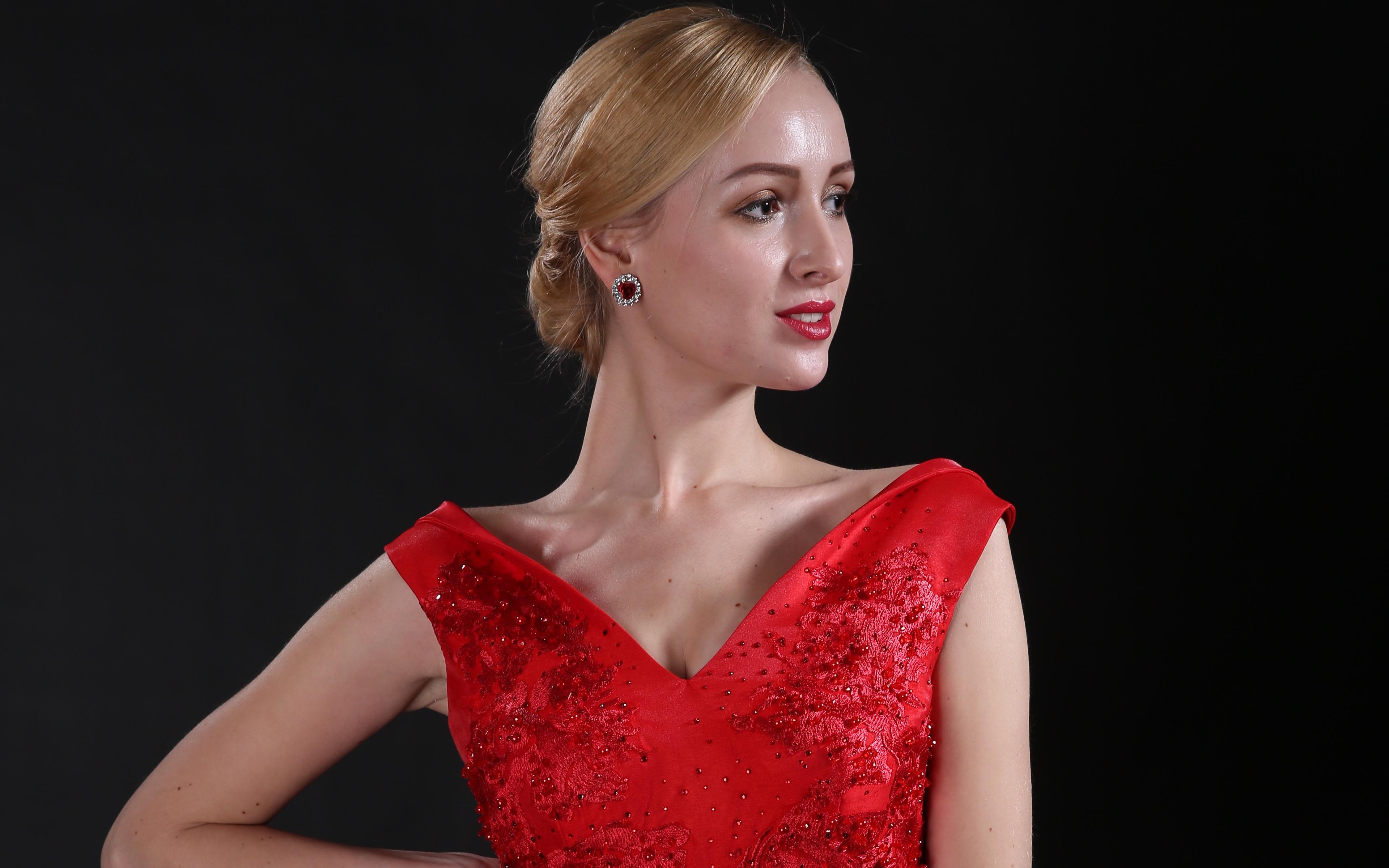 TOP2018缎面鱼尾显瘦气质晚礼服