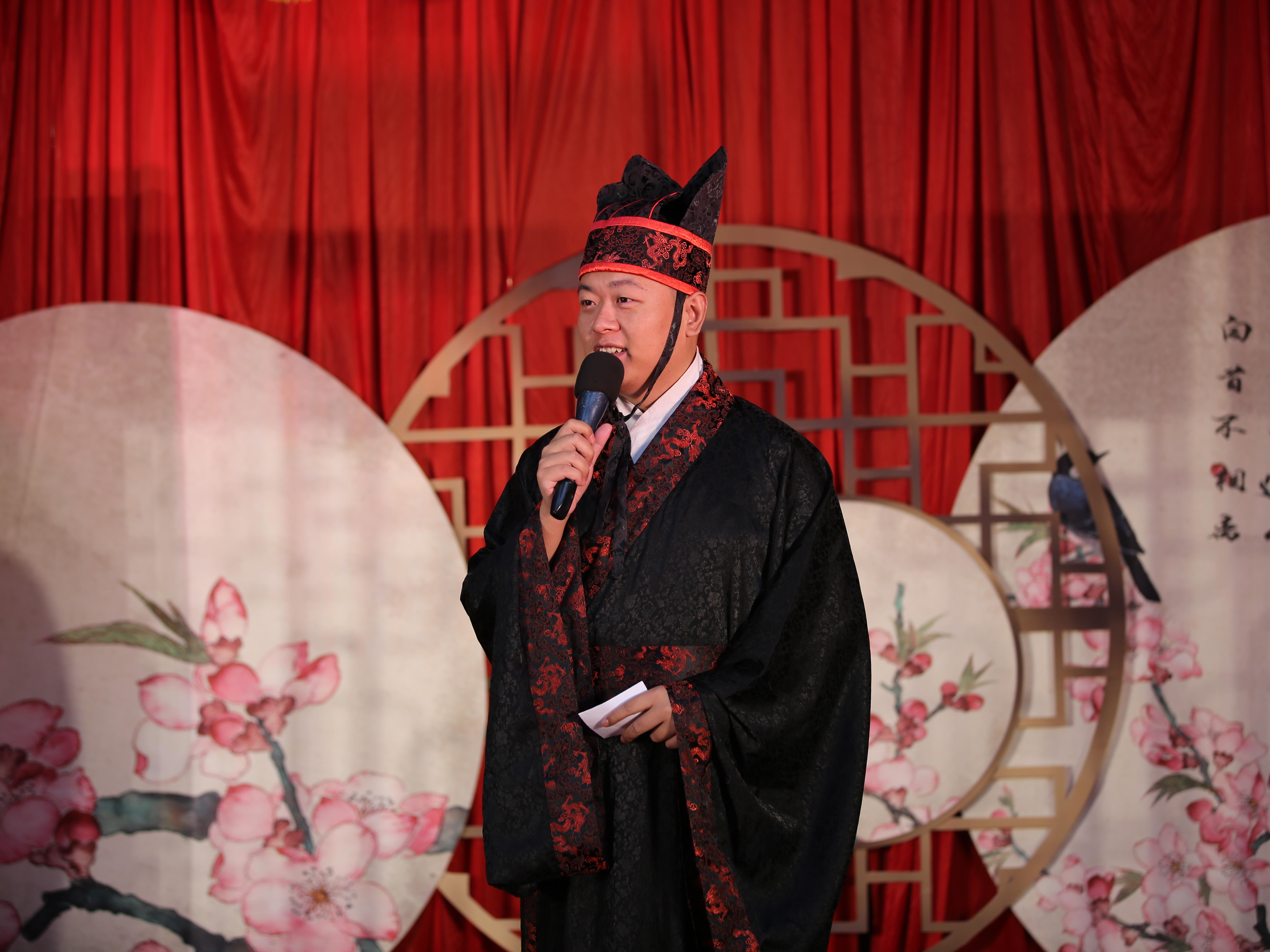 提供：周制、唐制、宋制、明制，各类汉婚主持服务。