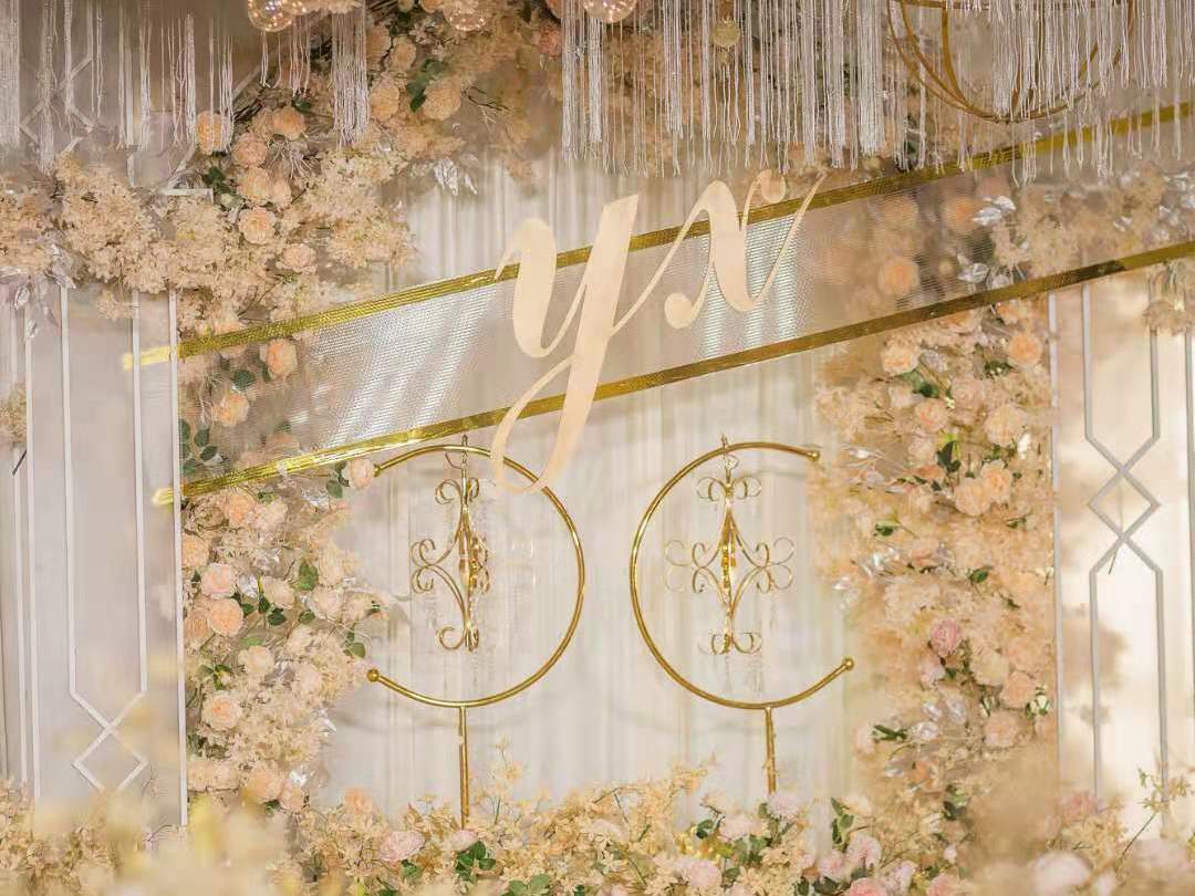 花时间婚礼·香槟暖色系饱满舞台婚礼
