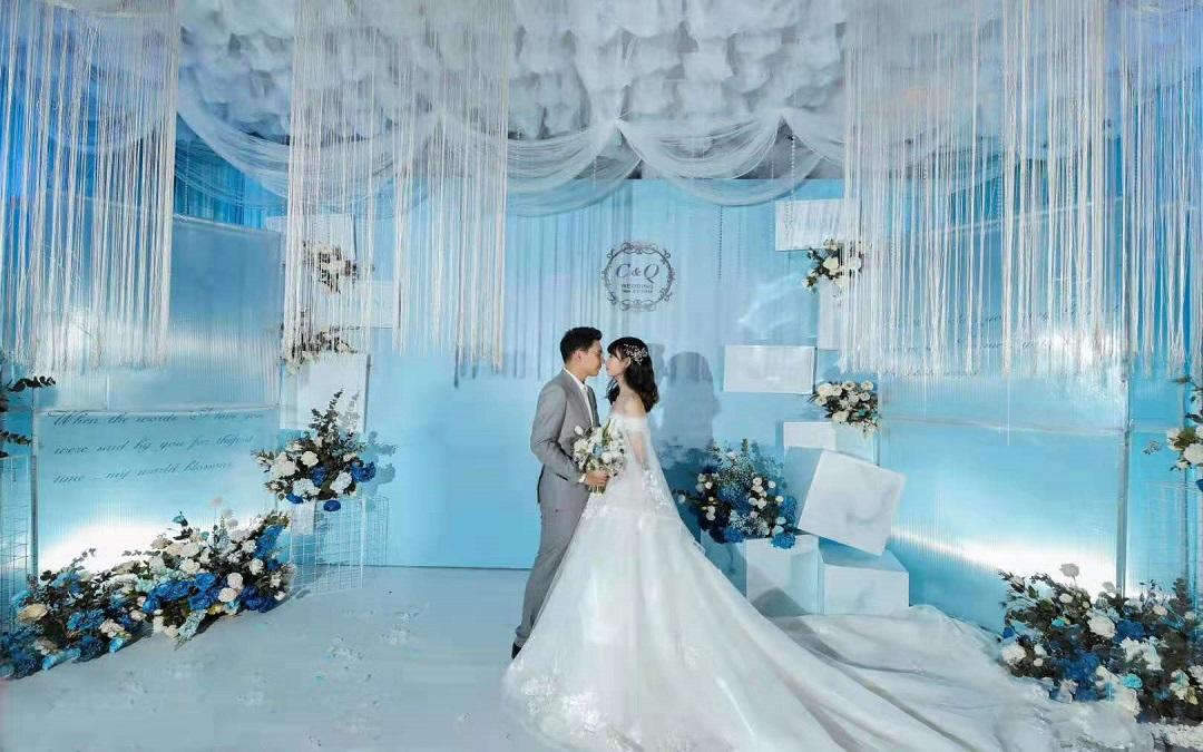 网红精致红白系列婚礼布置