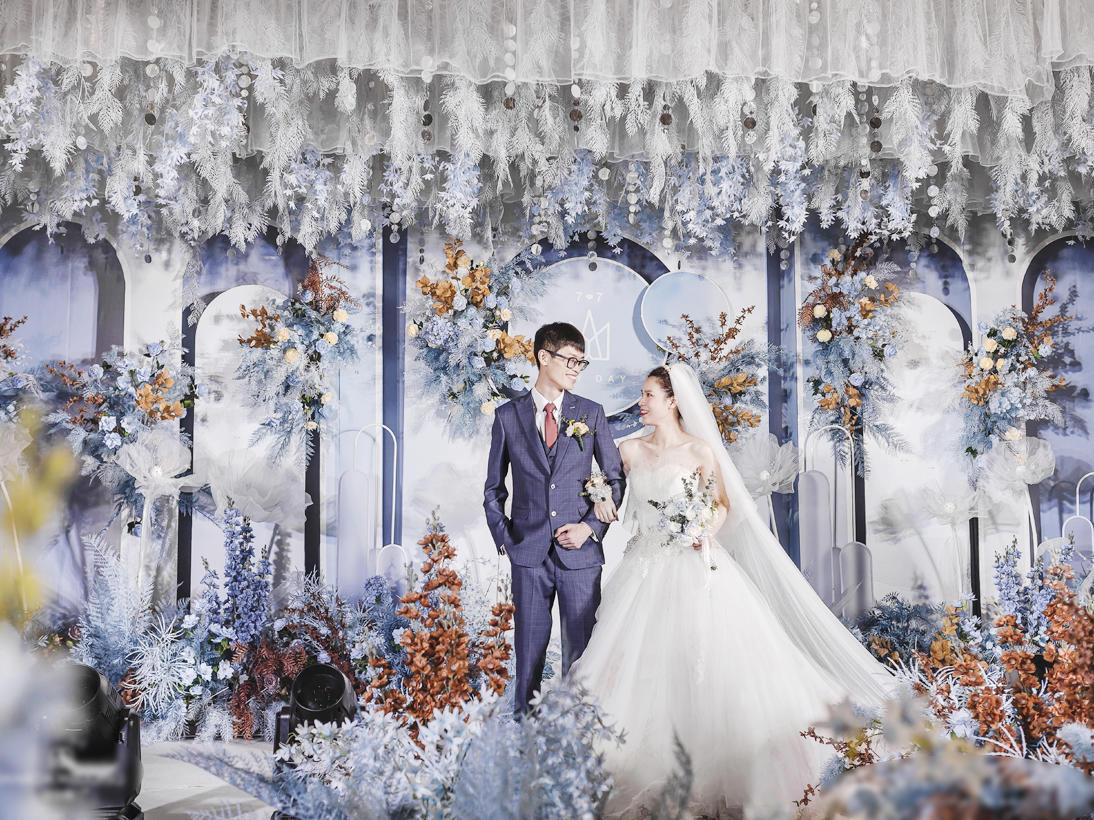 花田唯汀/蓝色系唯美撞色婚礼