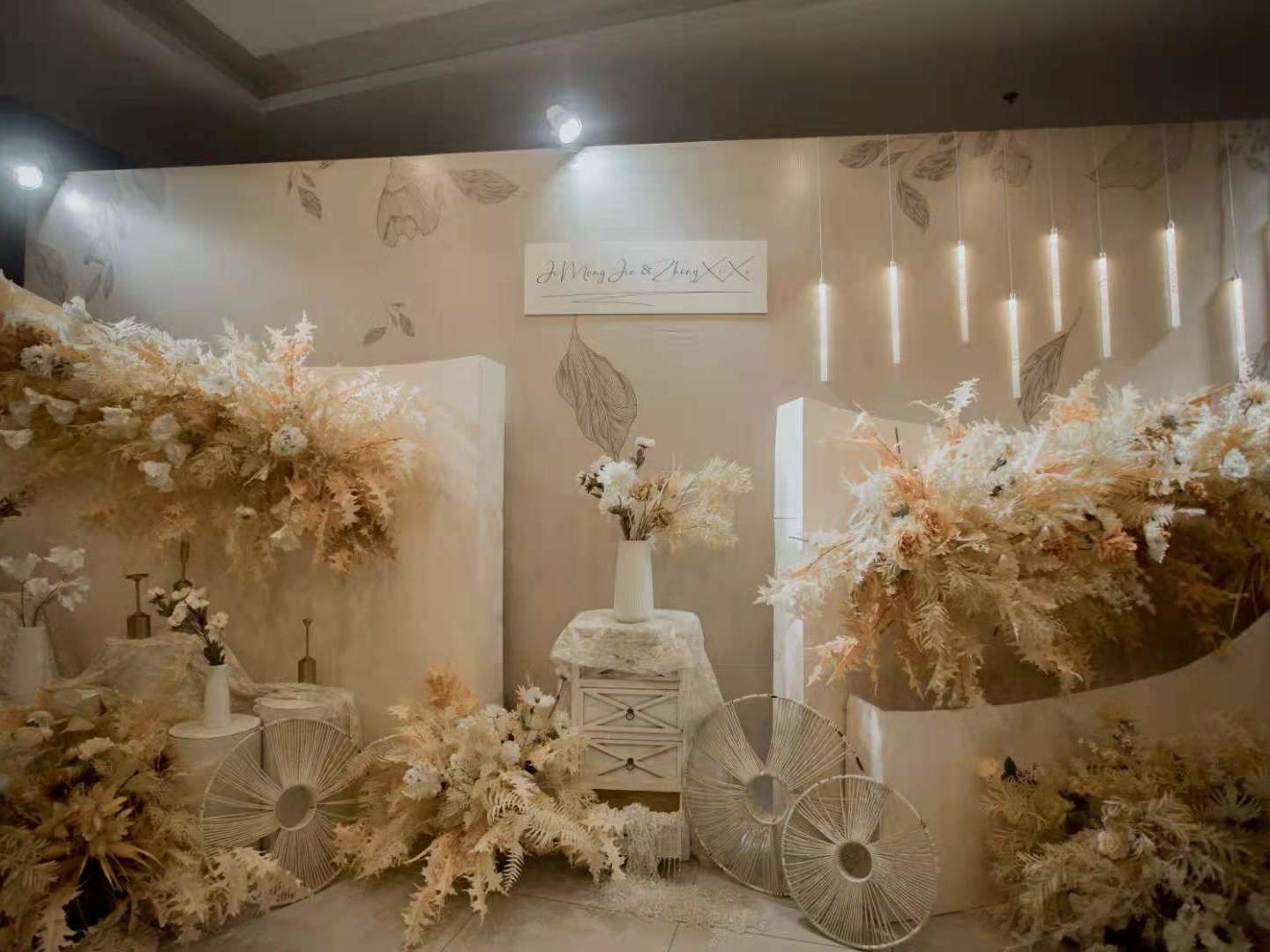 轻奢香槟色沭阳大酒店一楼