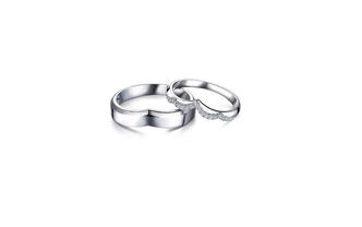 婚嫁系列以心释爱18K金钻石对装戒指 女戒