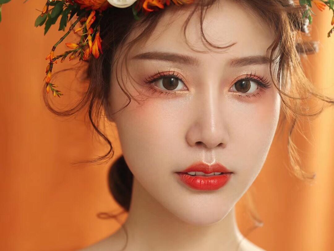 【品牌甄选 一站配齐】总监档全程跟妆/高定套系