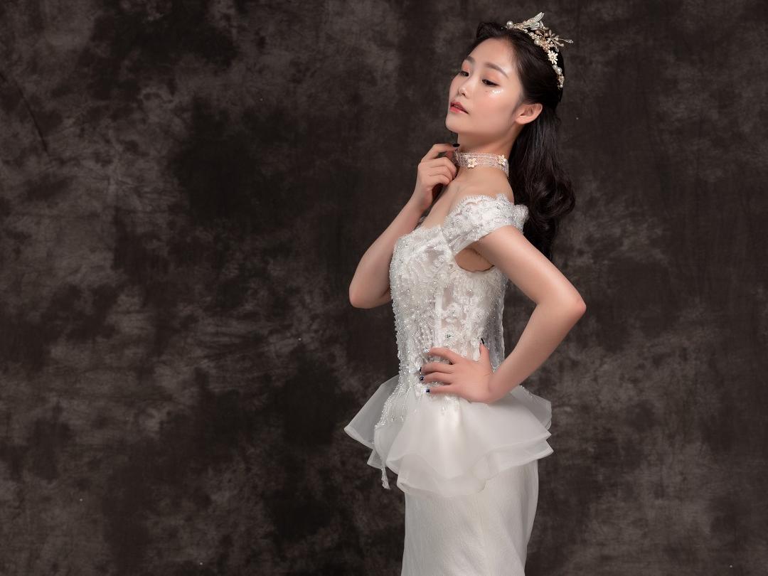 【特推套餐】齐地婚纱＋秀禾服＋敬酒服