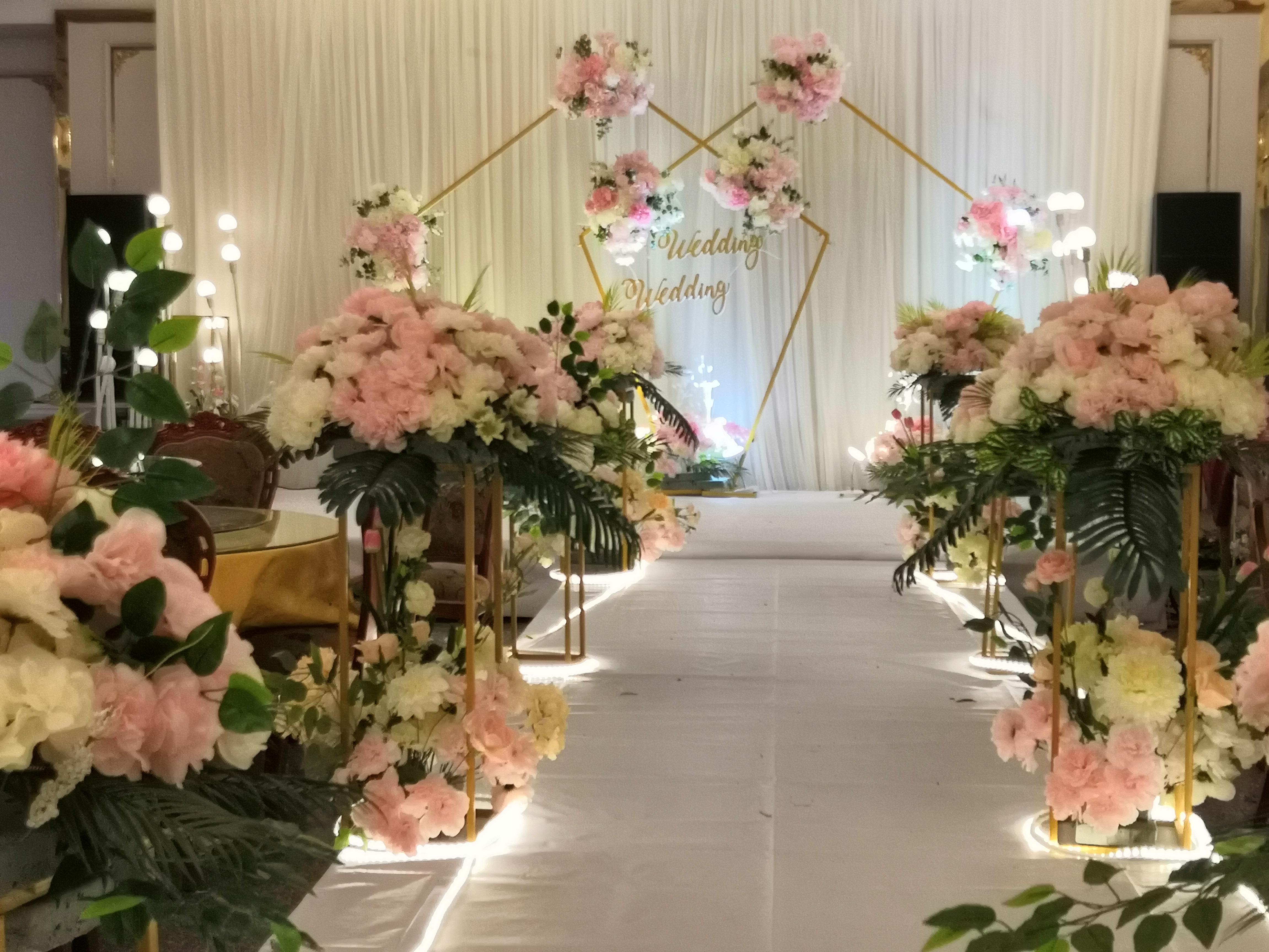 简约的风格，适合低层高，小清新，