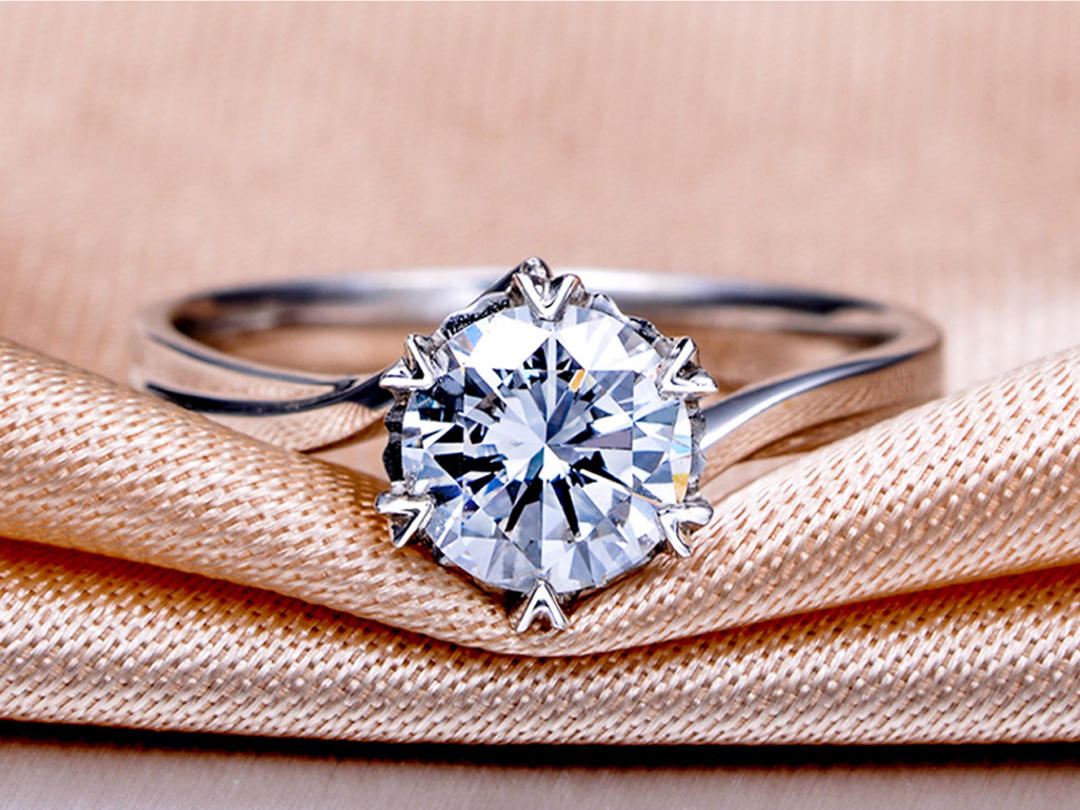 【雪舞】50分G色钻石戒指18K金