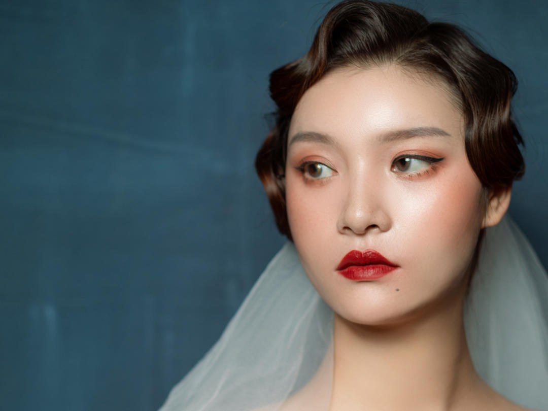 慕白女神必选特级化妆全天跟妆+资深化妆师助理