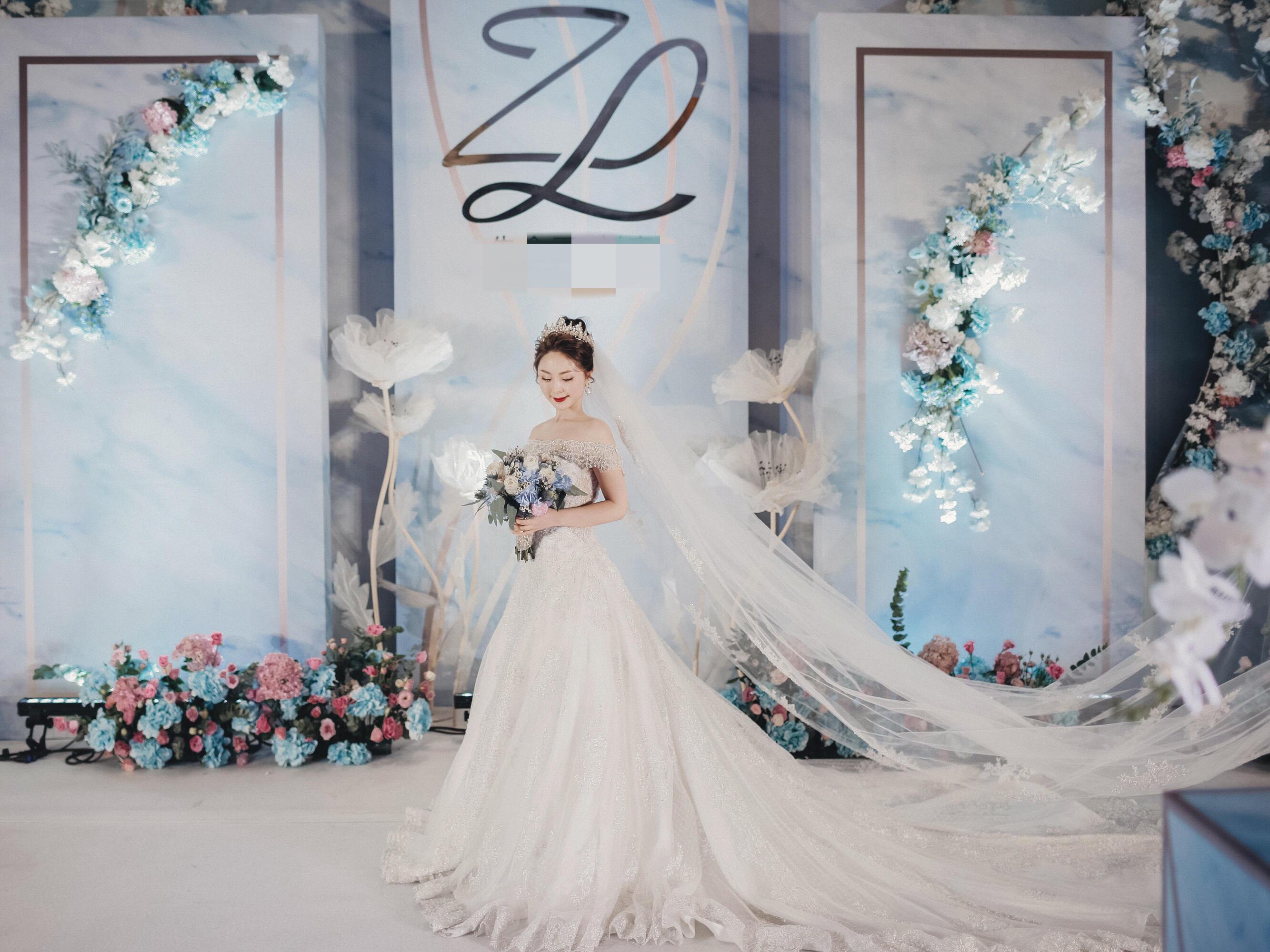 「超值租赁」4件套租赁梦幻公主系列定制婚纱