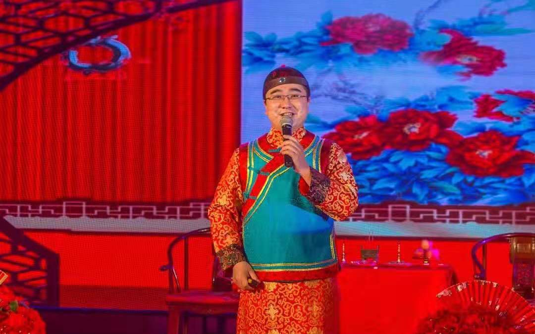 传统明清中式婚礼  主持+音乐助理+喜娘一个