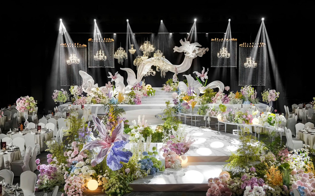 清雅白绿 演绎现代轻奢美学