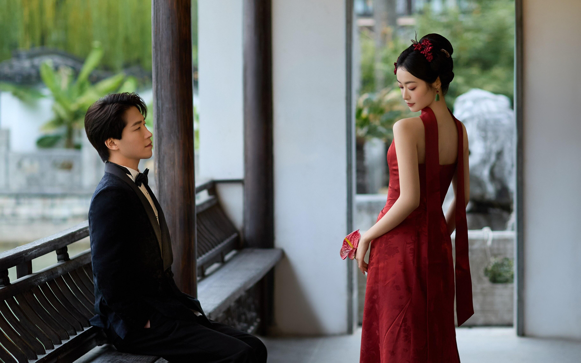 园林风婚纱照