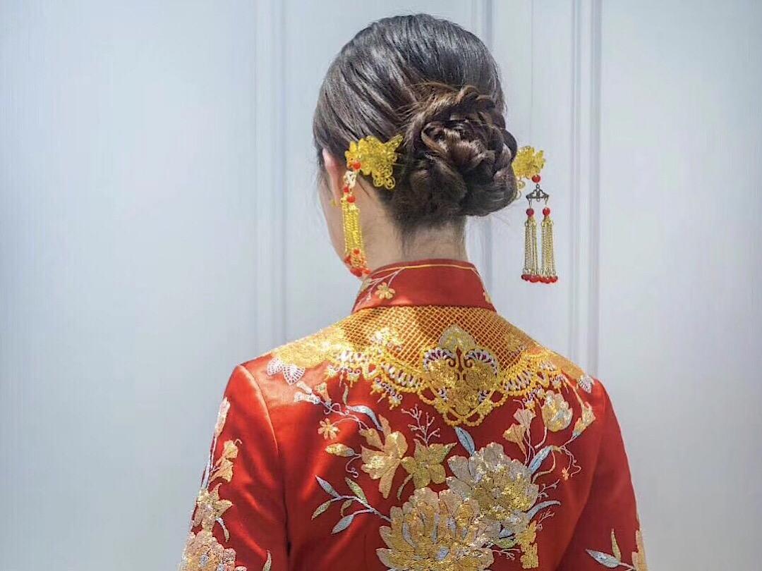 【人气热卖】高定仪式婚纱套餐+1280首席老师跟