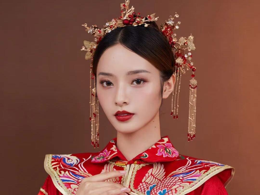 總監化妝師-精緻高級新娘半天跟妝 午宴/晚宴特惠