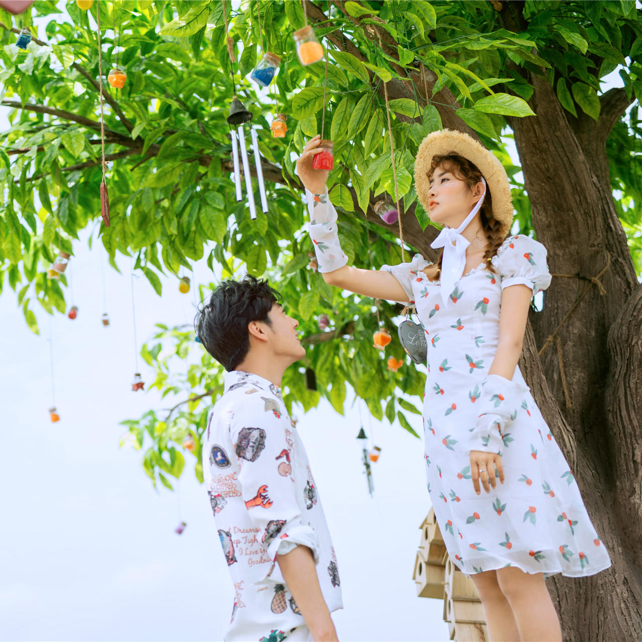 梦丹婚纱摄影一价全包海景秀禾灯塔拍摄