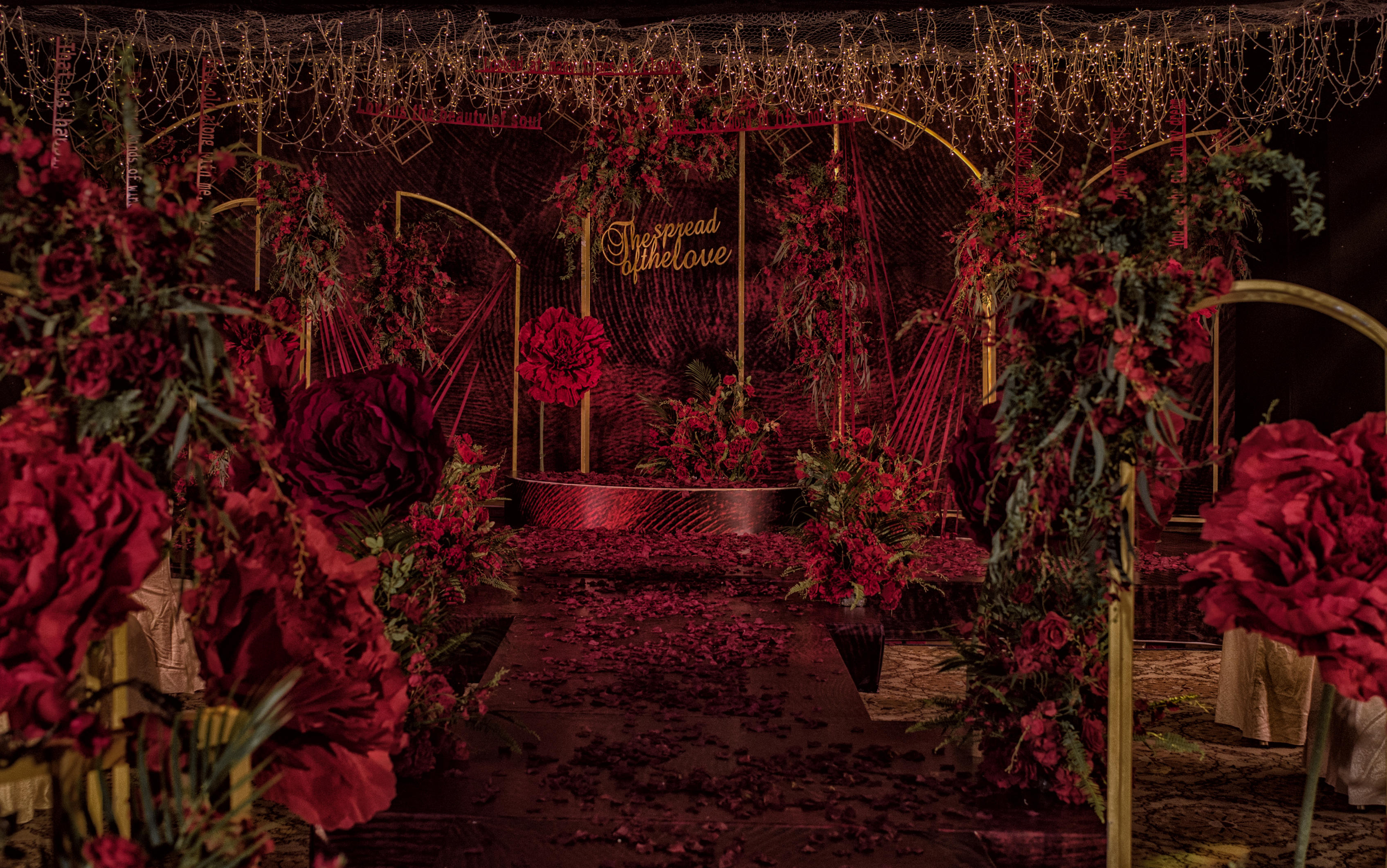   高级质感的香槟色婚礼