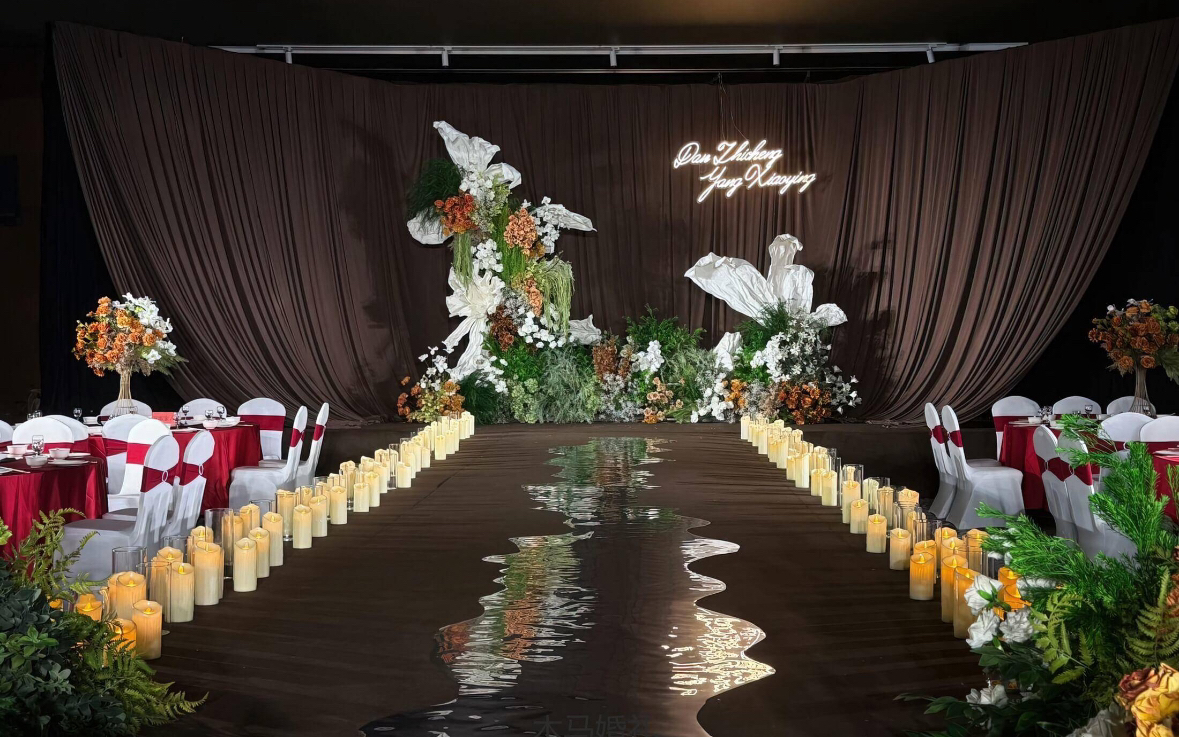 复古美拉德咖色布幔婚礼