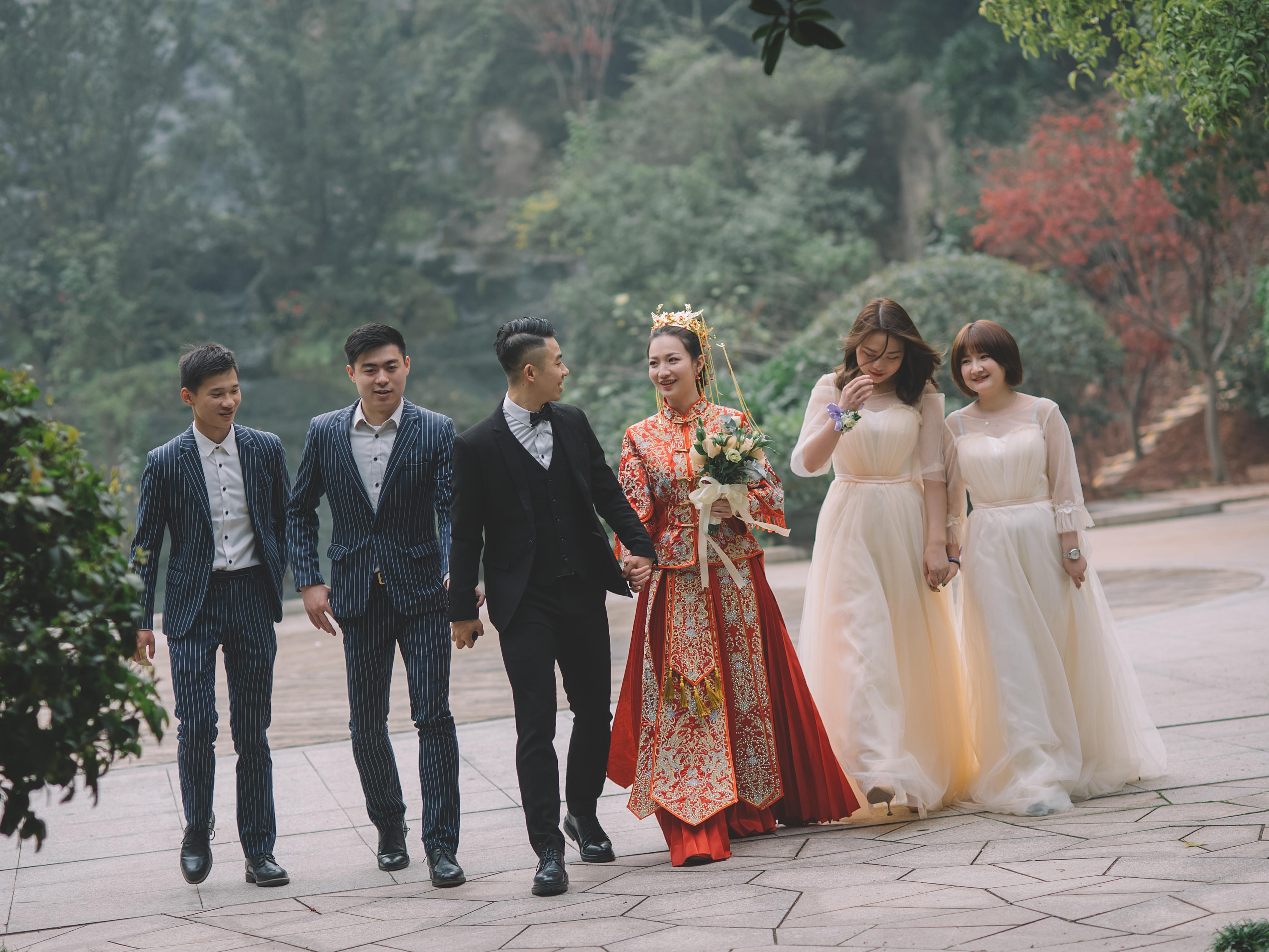 衡阳市内全天跟妆 三妆三造送饰品三套