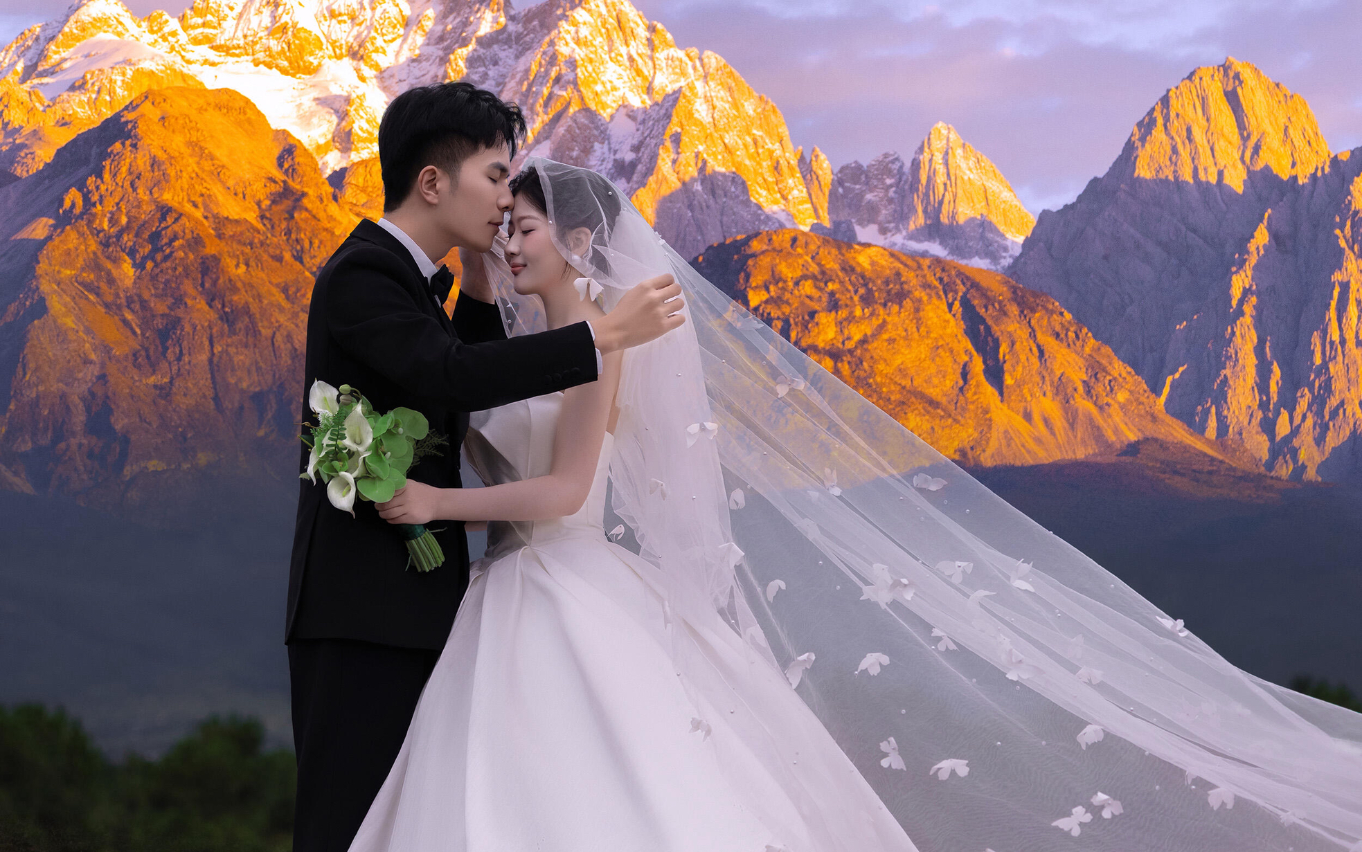 丽江婚纱照成功下车啦