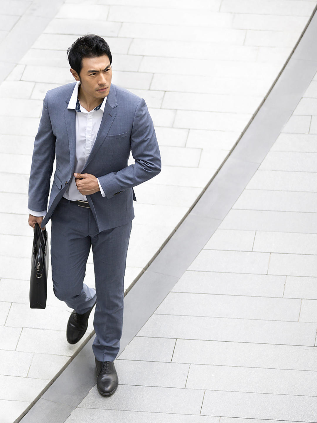 婚礼新郎西服定制宴会休闲五件套