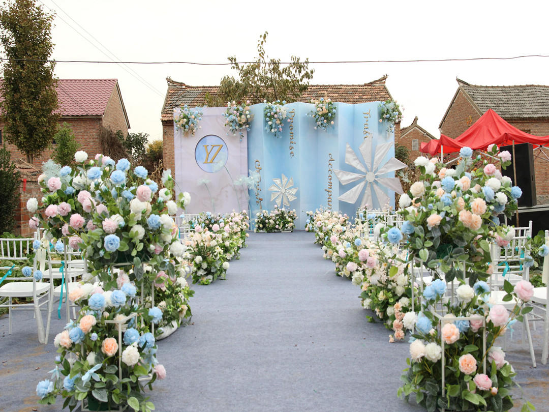 【2024流行色系】转动爱情