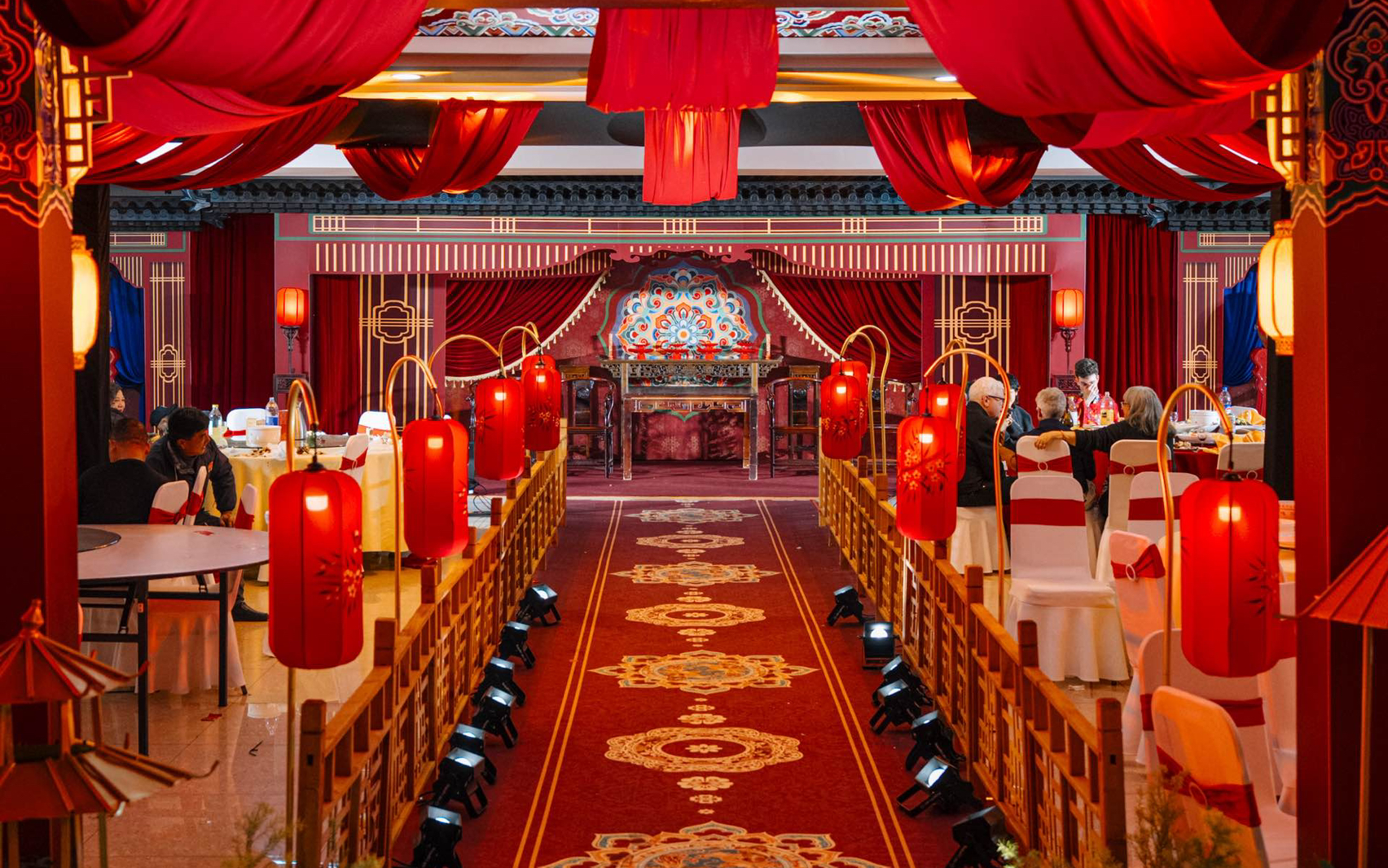 極限2周??底層高明制婚禮～