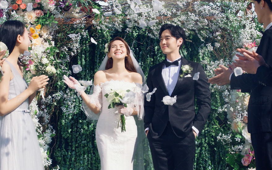 婚纱照一对一和一对二_一对一一对二