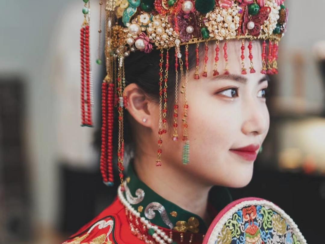  森白新娘造型化妆全程跟妆