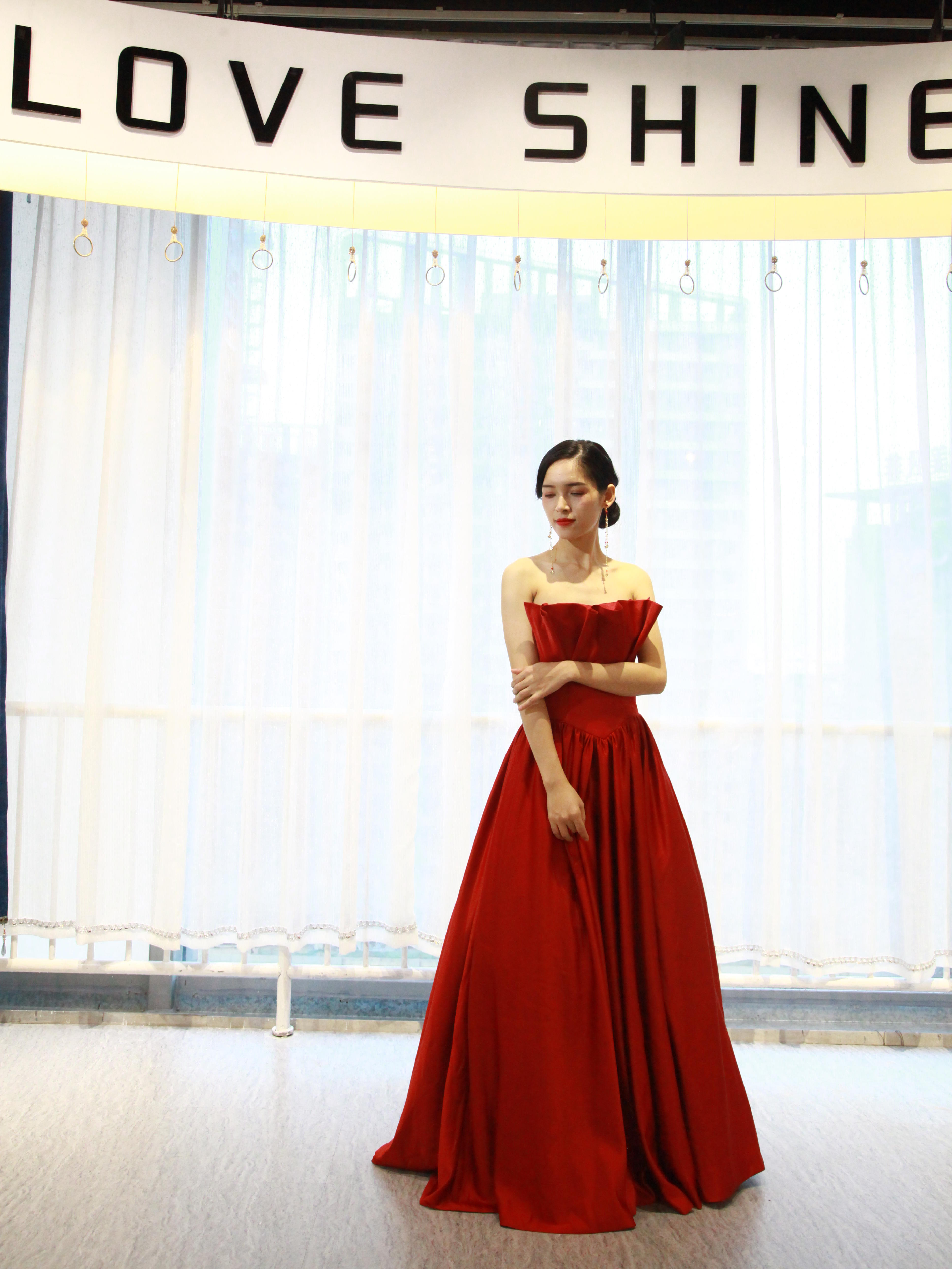 LOVE SHINE 高定系列特惠礼服