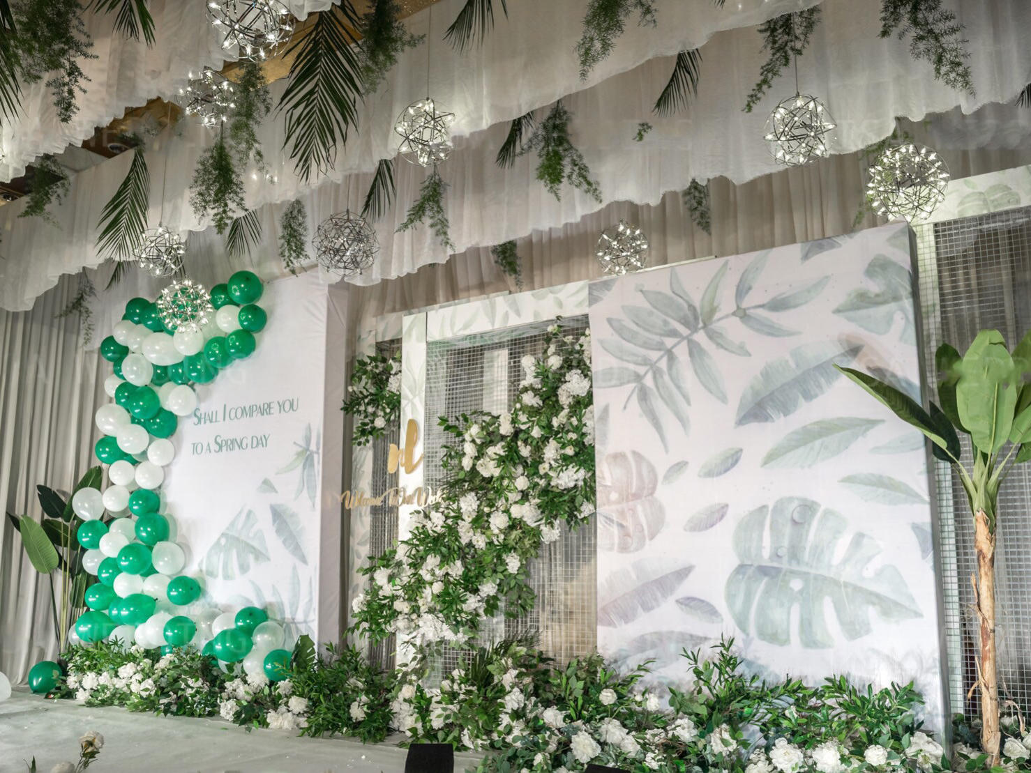 白+绿     主题婚礼套餐