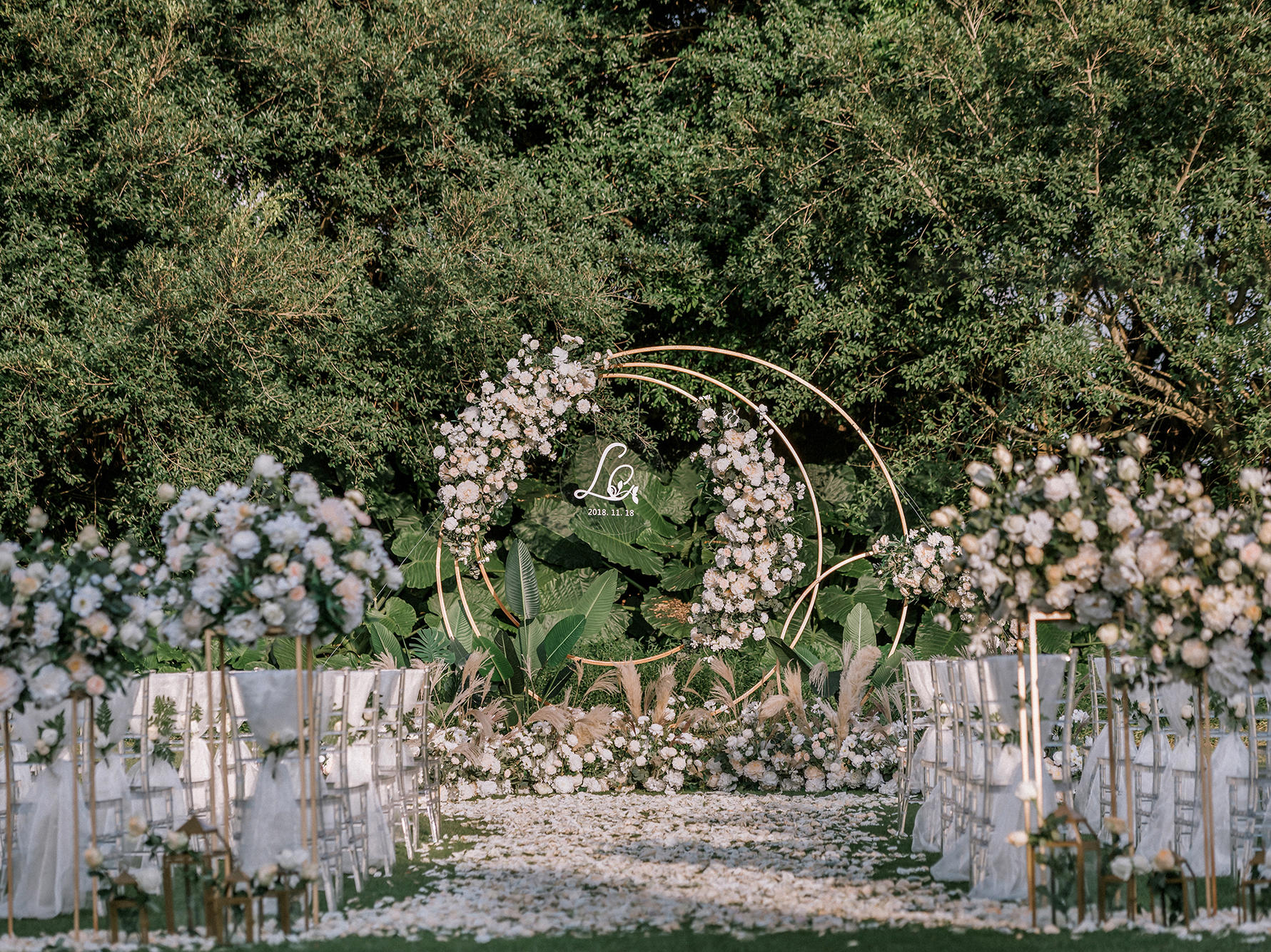 【户外婚礼】19年大热 小清新户外草坪婚礼