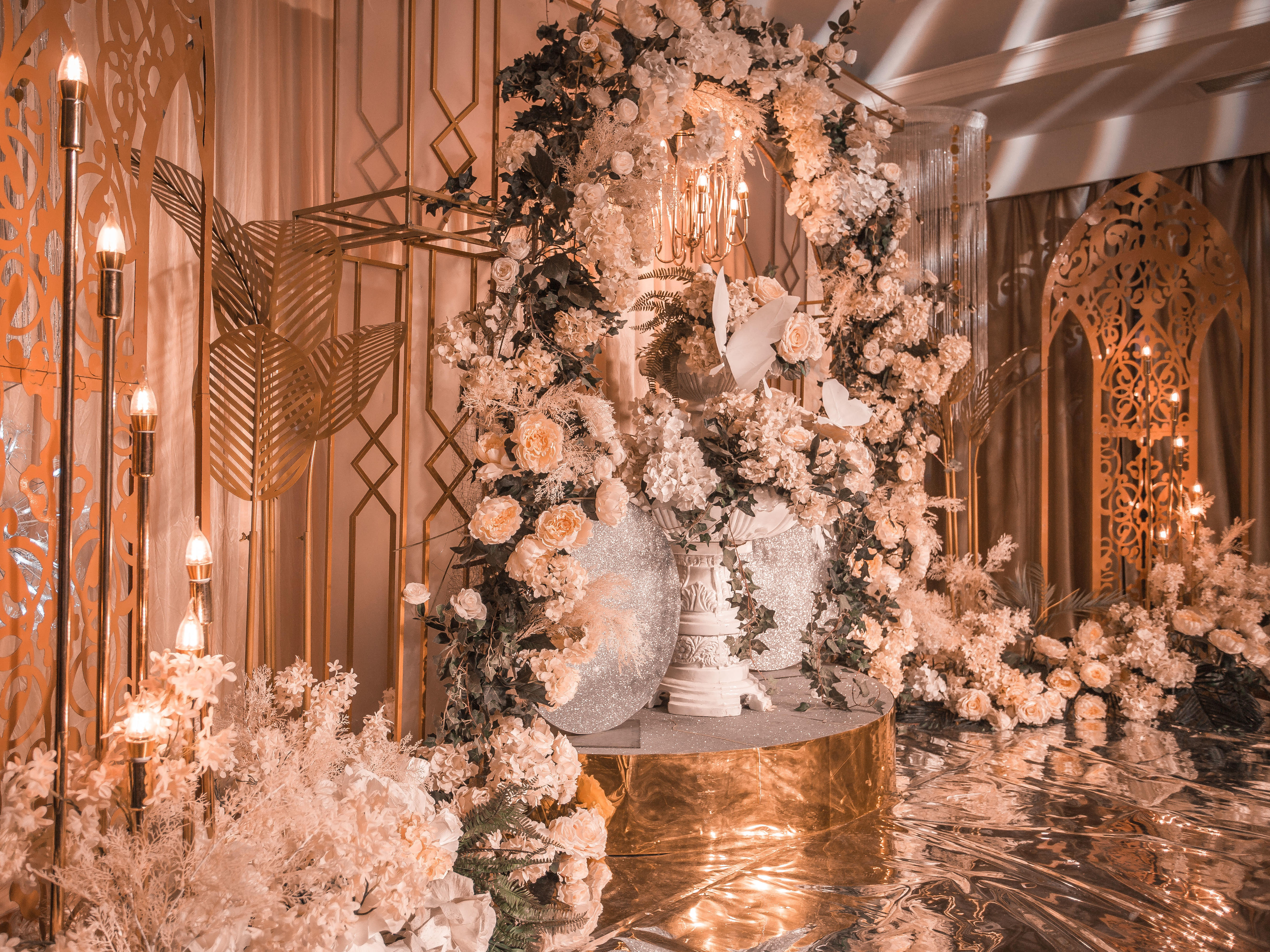 100到150人小型婚礼，高性价比复古轻奢