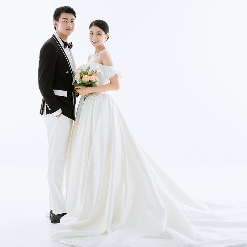 陶野视觉婚纱摄影工作室【纯白小筑】