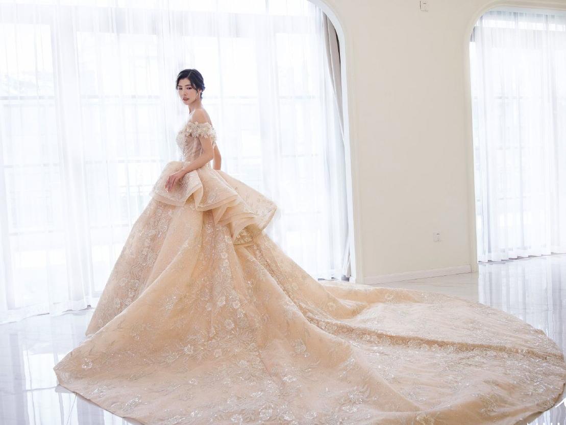 WILL高定婚纱 设计师款租赁套餐