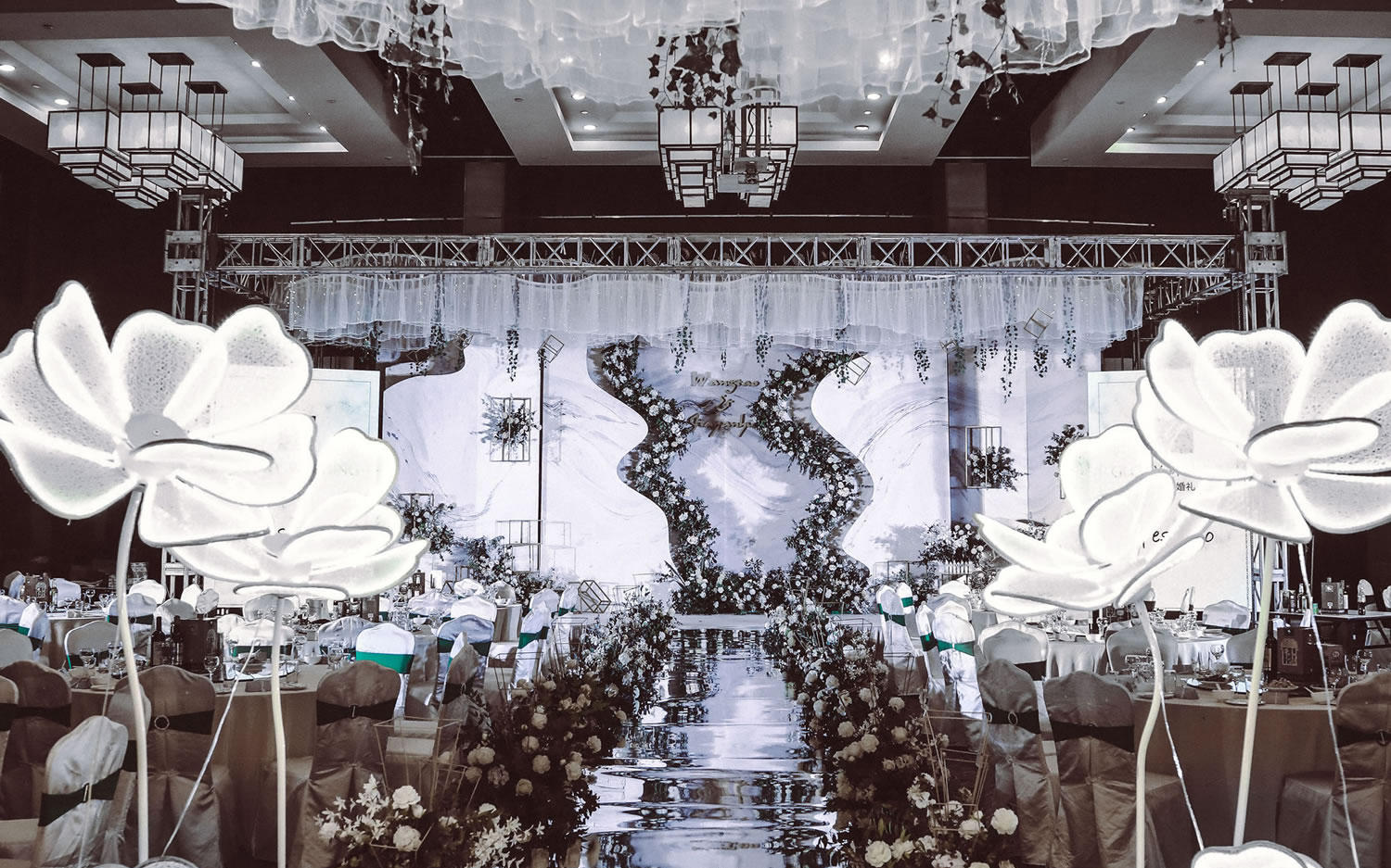 【花橙婚礼】一场纯白色的婚礼