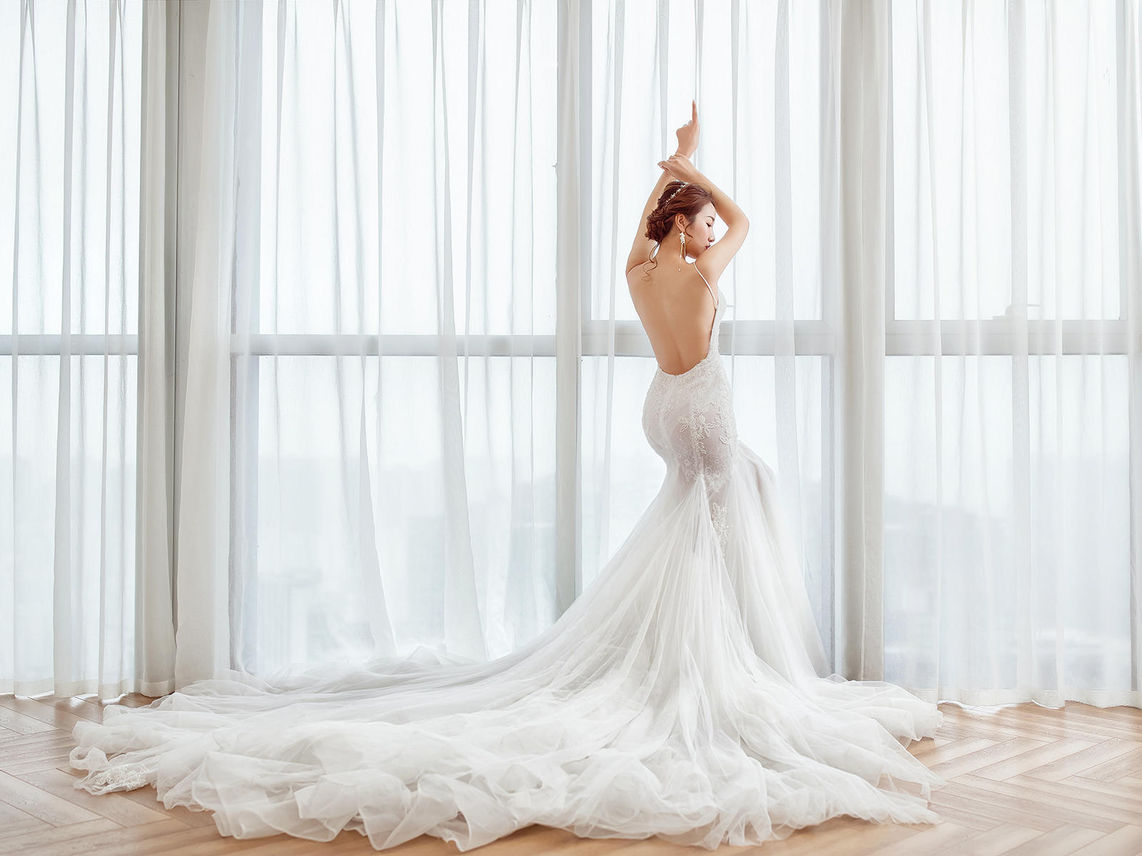  主纱+中式礼服+敬酒礼服+伴娘服