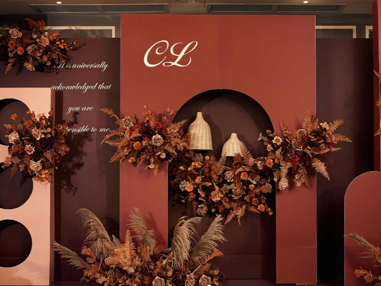 【2021流行风】室内浪漫复古西式婚礼