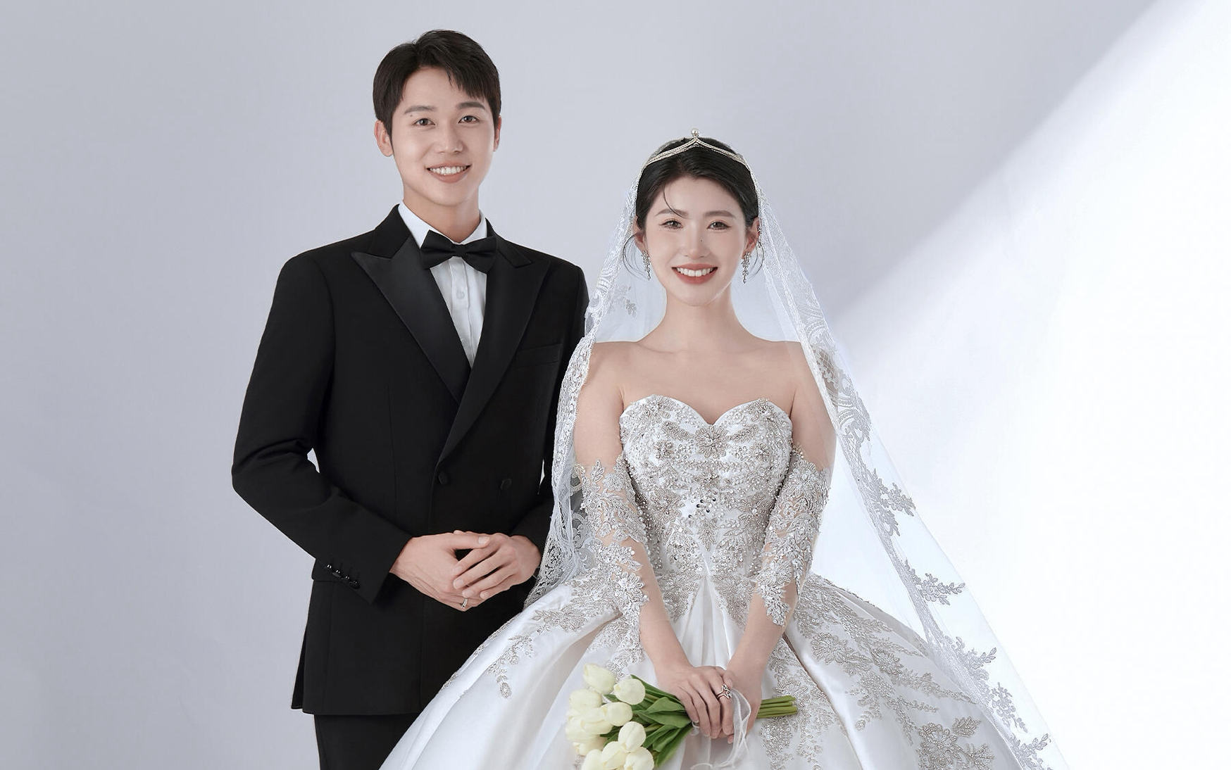 纯色简约韩系风婚纱照