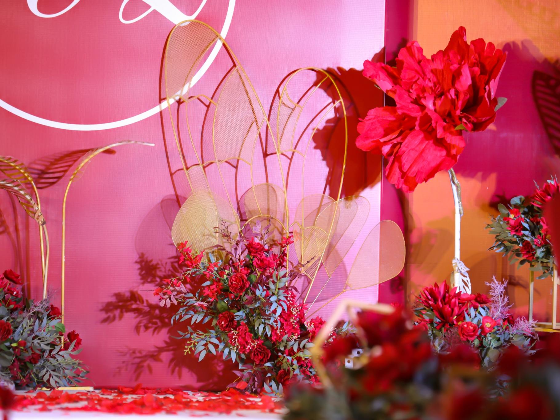 【喜库宴会设计】热恋之歌——红白金大气 浪漫婚礼