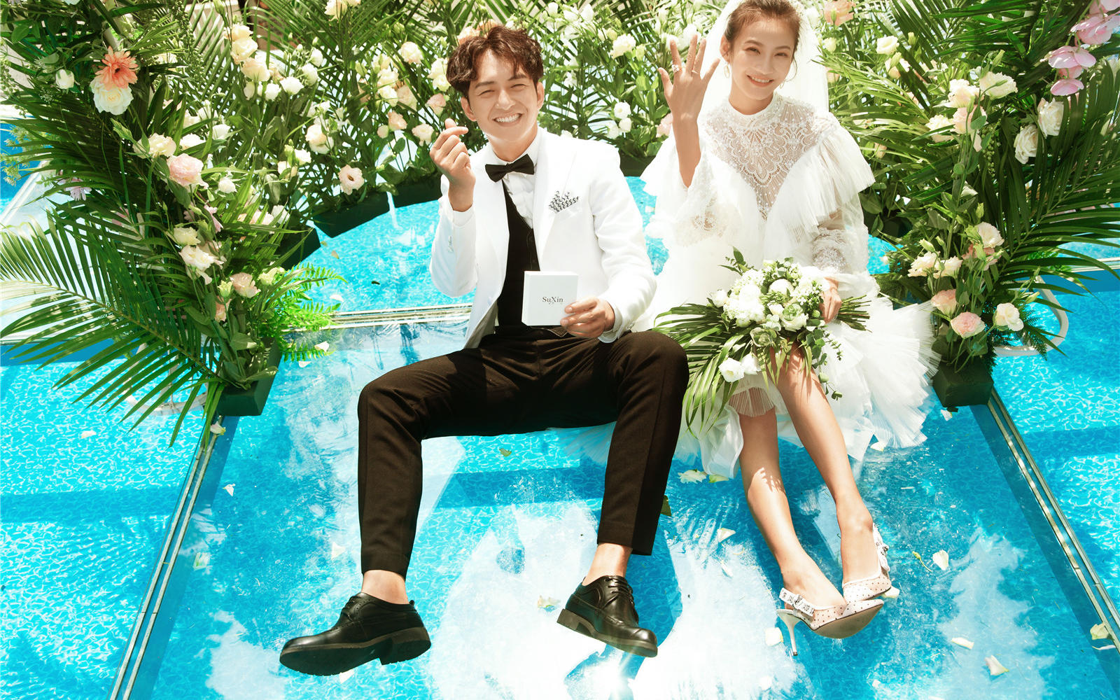 花禾攝影品質(zhì)定制/專享價(jià)7999