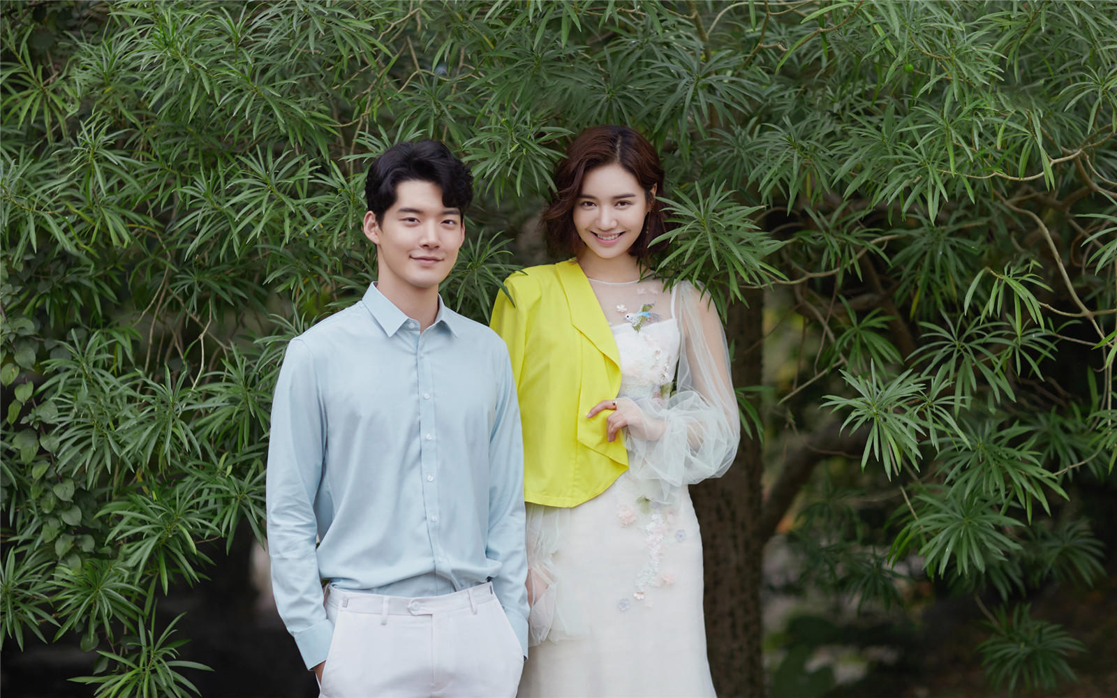 花禾時(shí)代C套餐全天自由跟拍 個(gè)性創(chuàng)意旅拍婚紗照