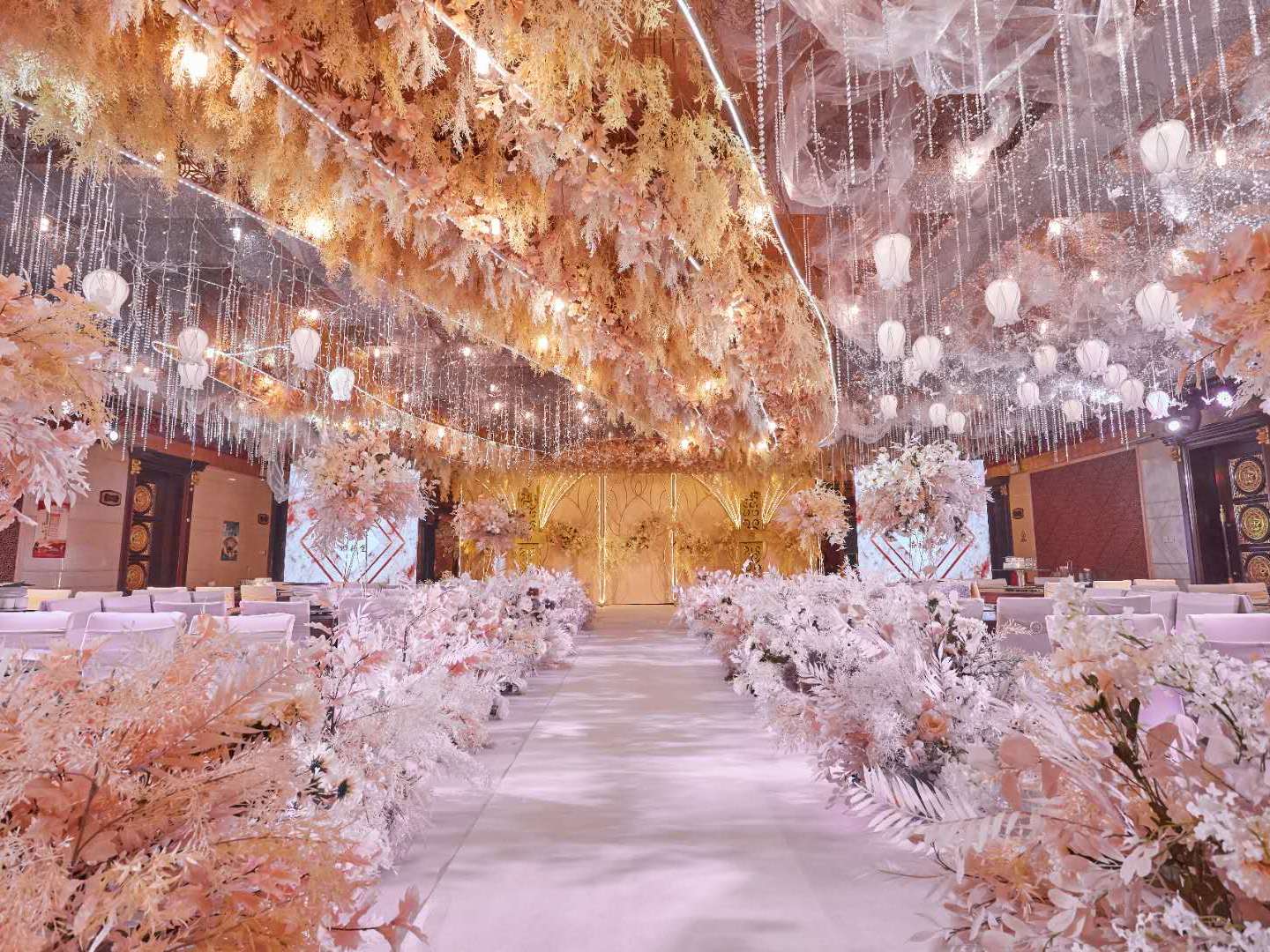 【媛媛婚礼】2020款秋日私语婚礼堂