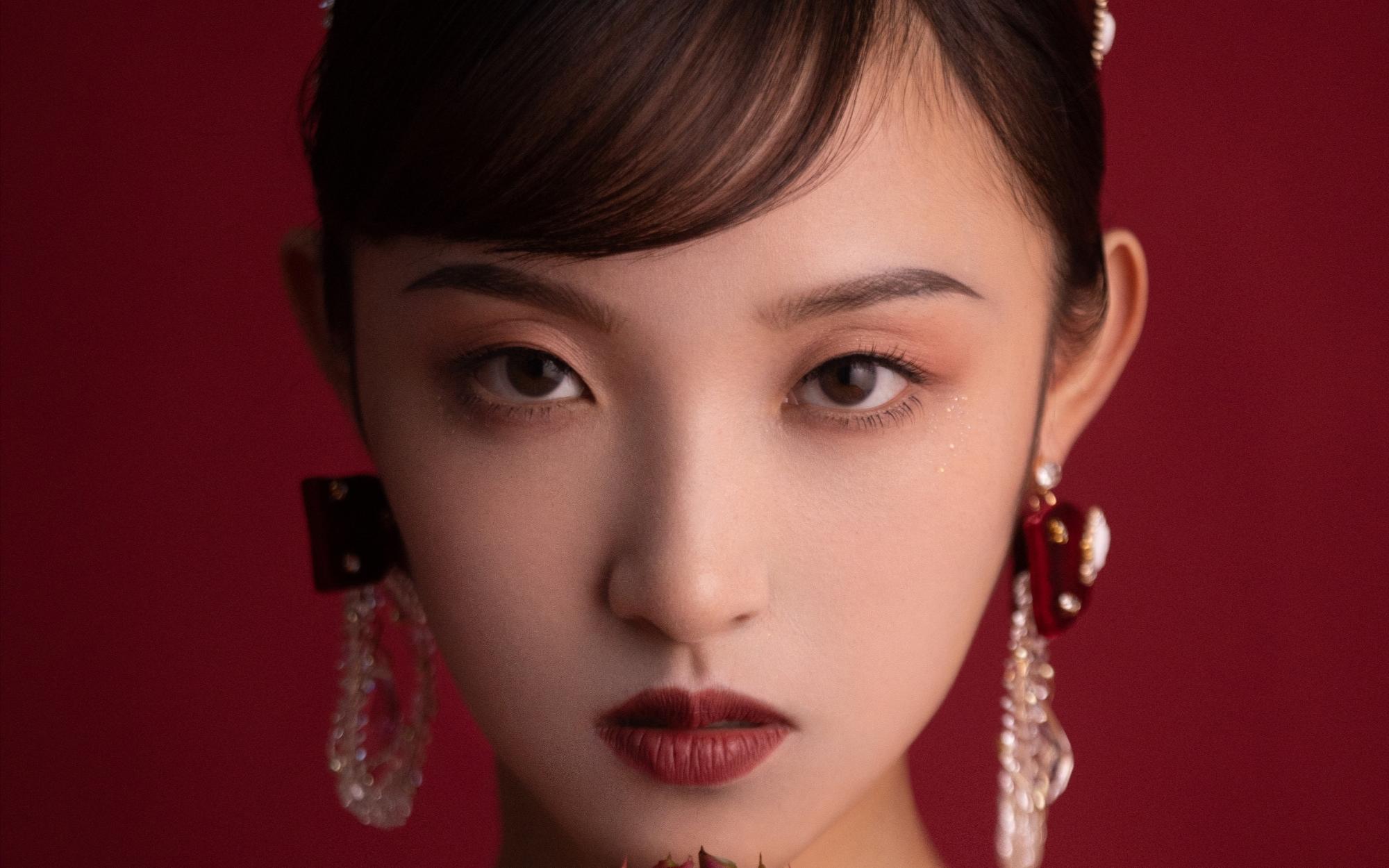 馨月美妆&极简艺术感风格