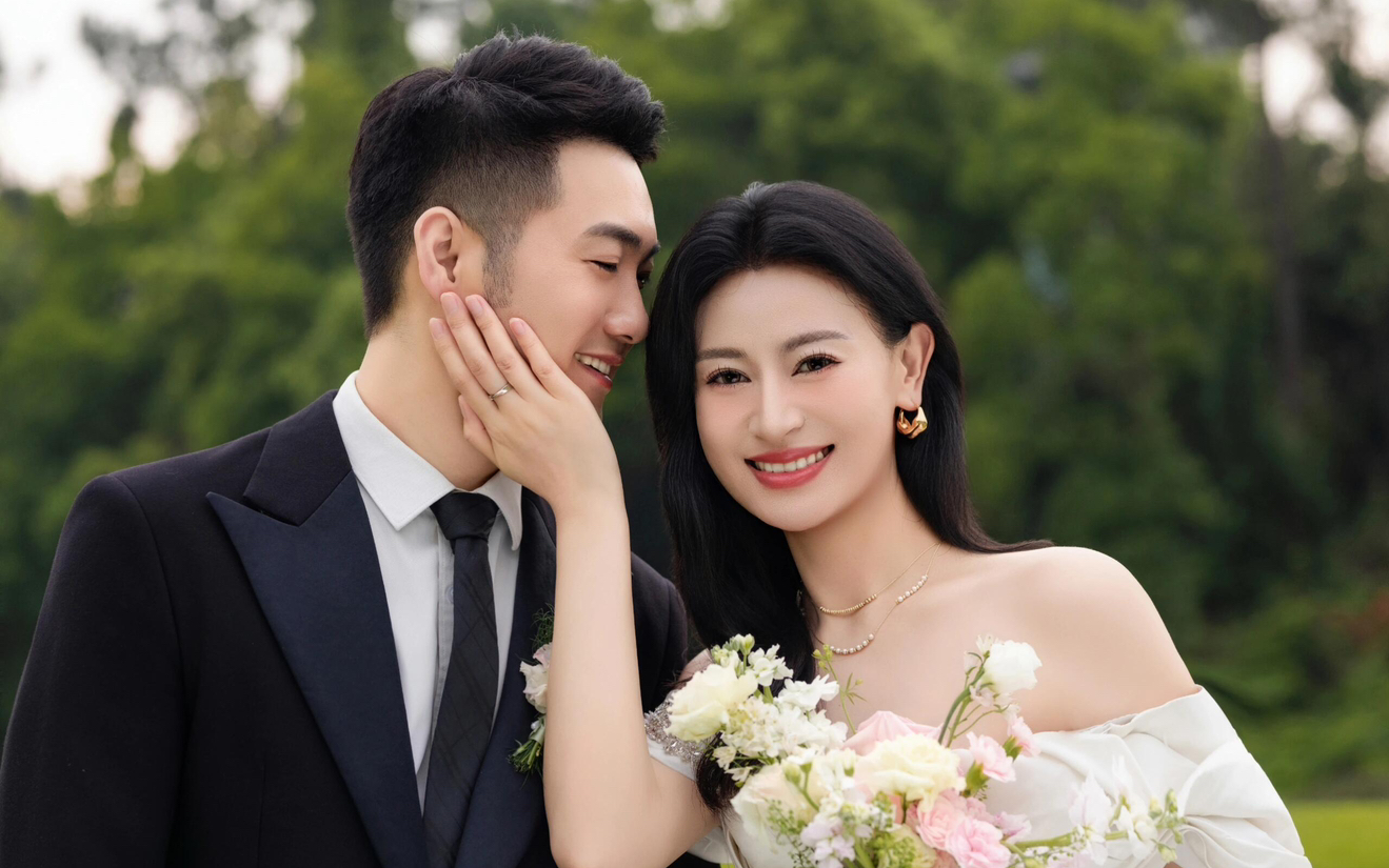 草坪系列婚紗照客片欣賞！重慶婚紗照推薦商家
