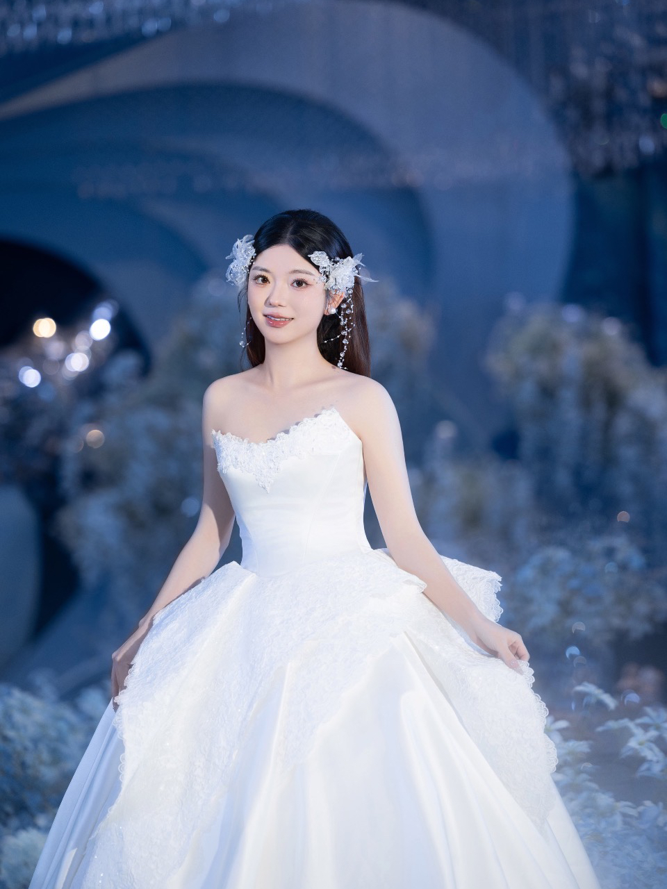 婚礼婚纱妆面造型敬酒服造型