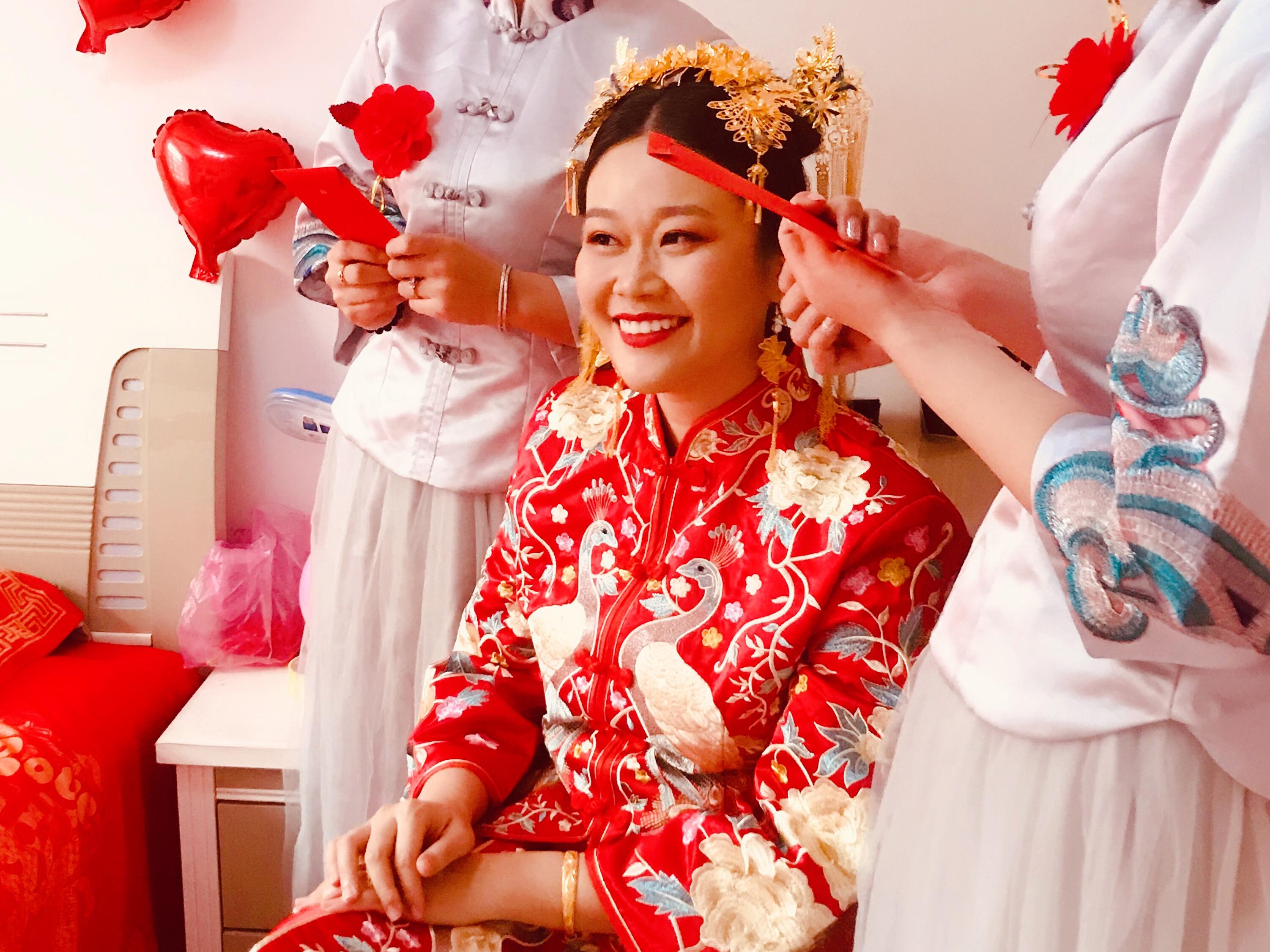 资深化妆师全天+亲友妆（各种妆面造型）