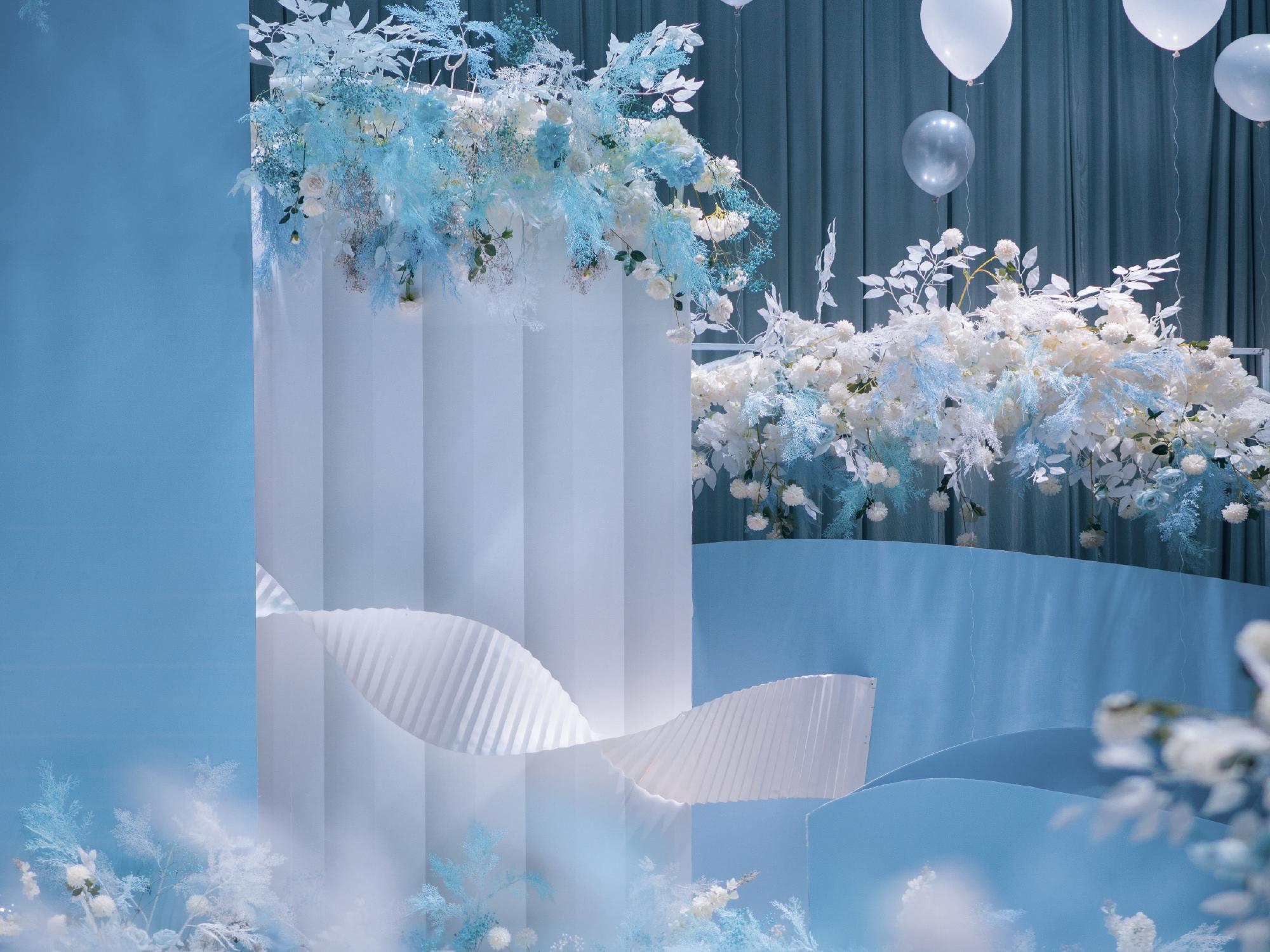 登对#雾霾蓝新流行#浪漫主义婚礼